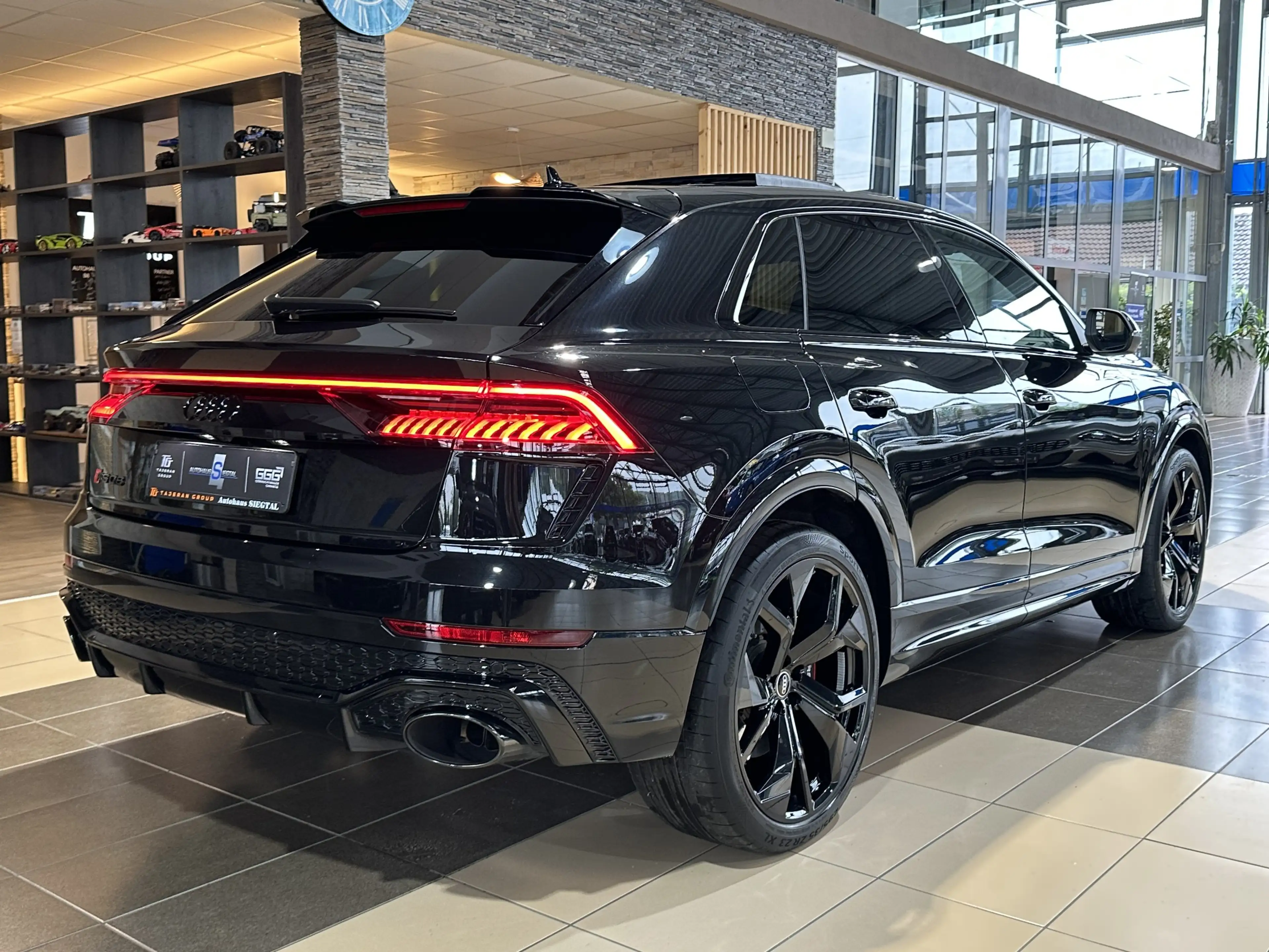 Audi RS Q8 Quattro Pano Leder Bang & Olufsen Memory — photo 9