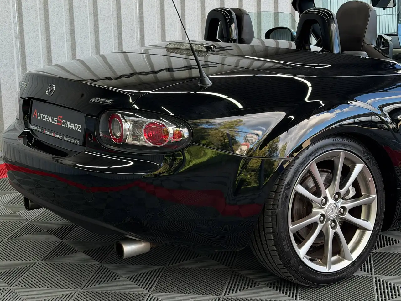 MAZDA MX-5 ROADSTER COUPÉ 2.0 160ch NISEKO - TOIT RIGIDE ÉLECTRIQUE - CUIR - SIÈGES CHAUFFANTS - CLIMATISATION AUTOMATIQUE
