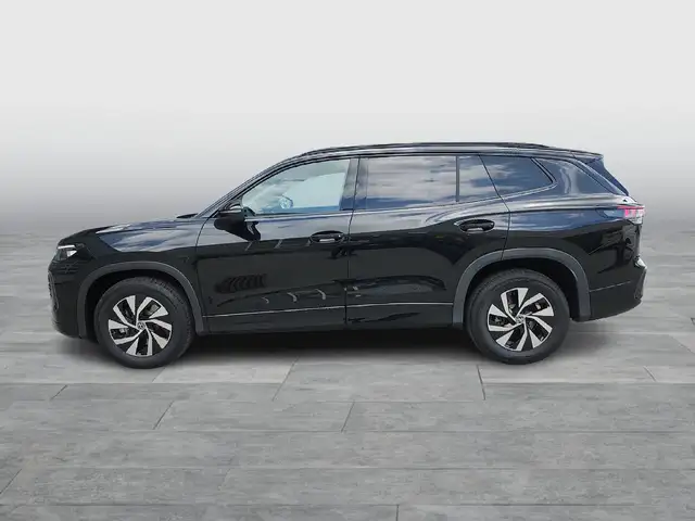 Volkswagen Tayron view 3