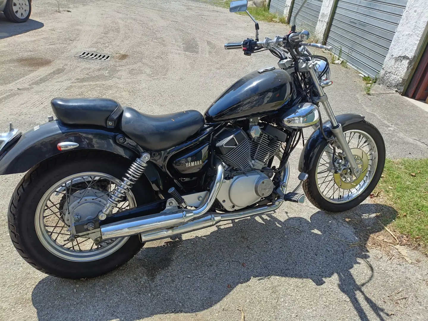 Yamaha XV 250 Zwart - 1