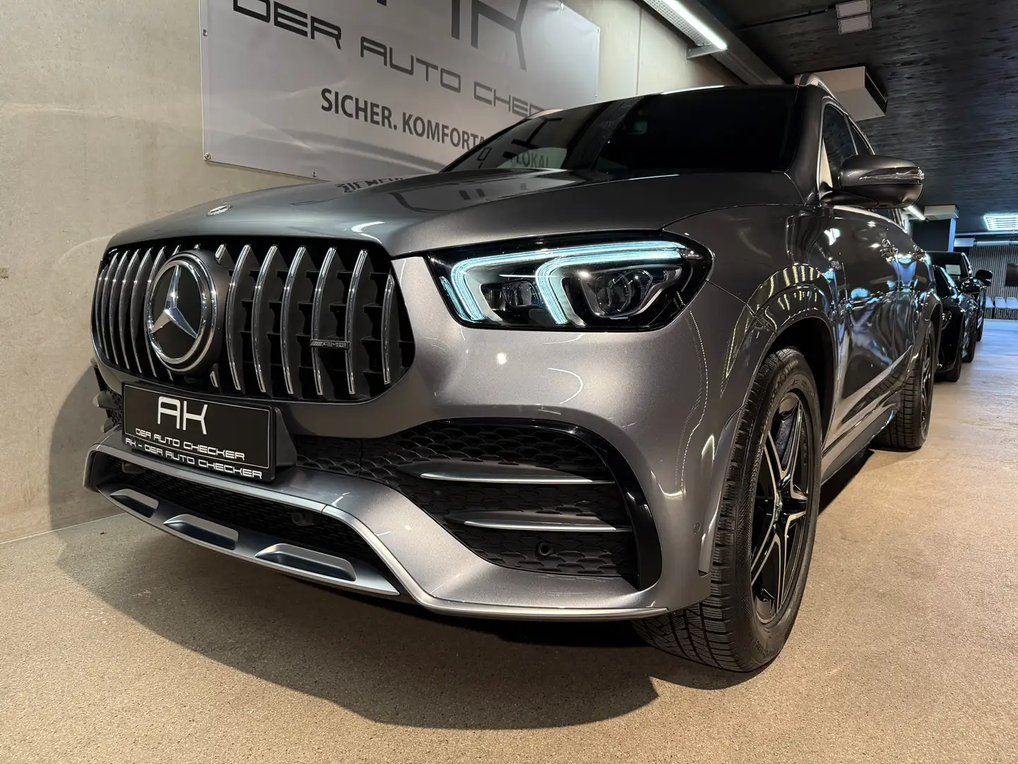 Mercedes-Benz GLE 53 AMG 4Matic+ *Performance AGA Grau - 2