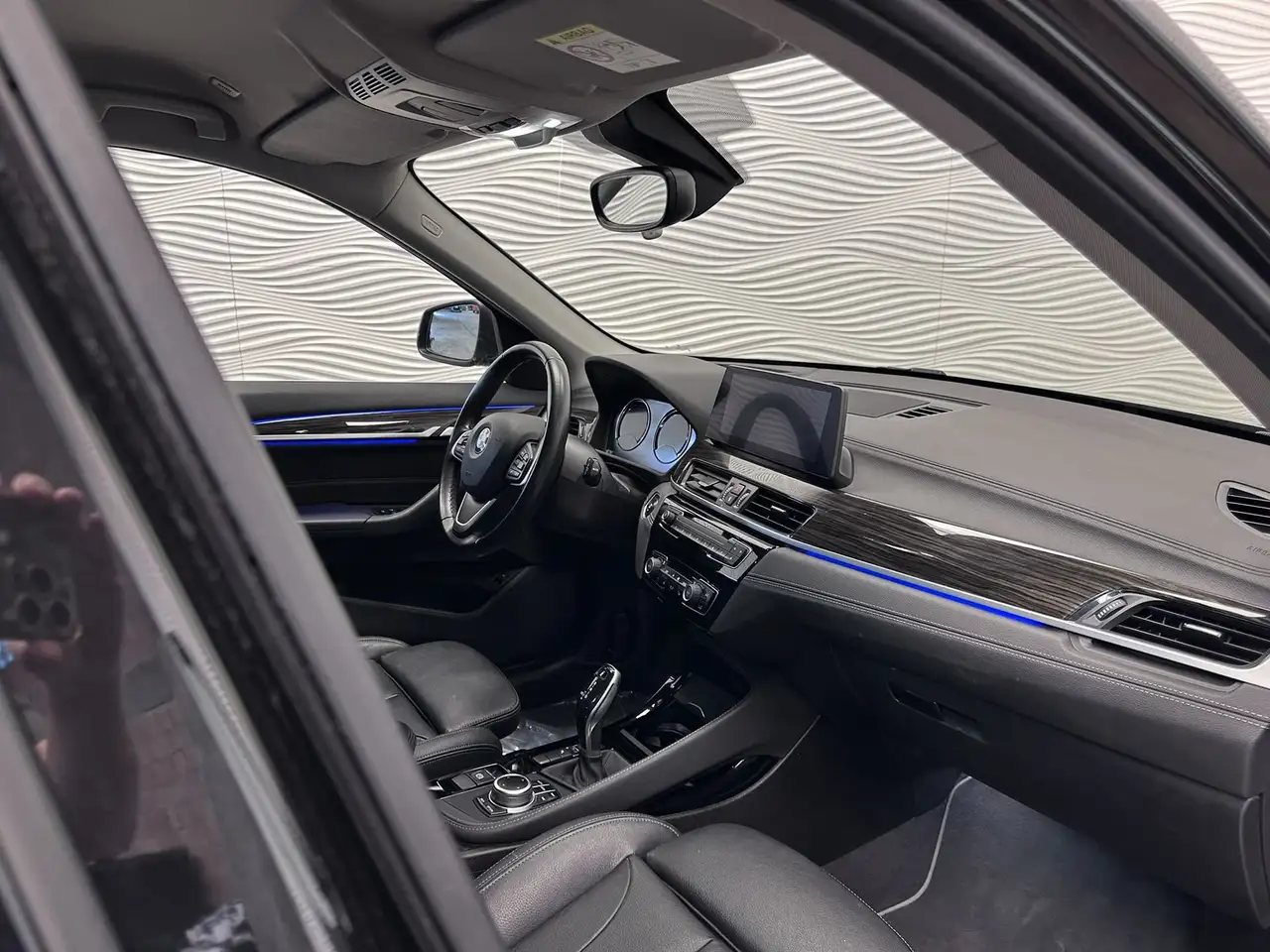 BMW X1 sDrive18i*AUT*SPORTZETELS*XLINE*CAMERA*HUD*, миниатюра 17