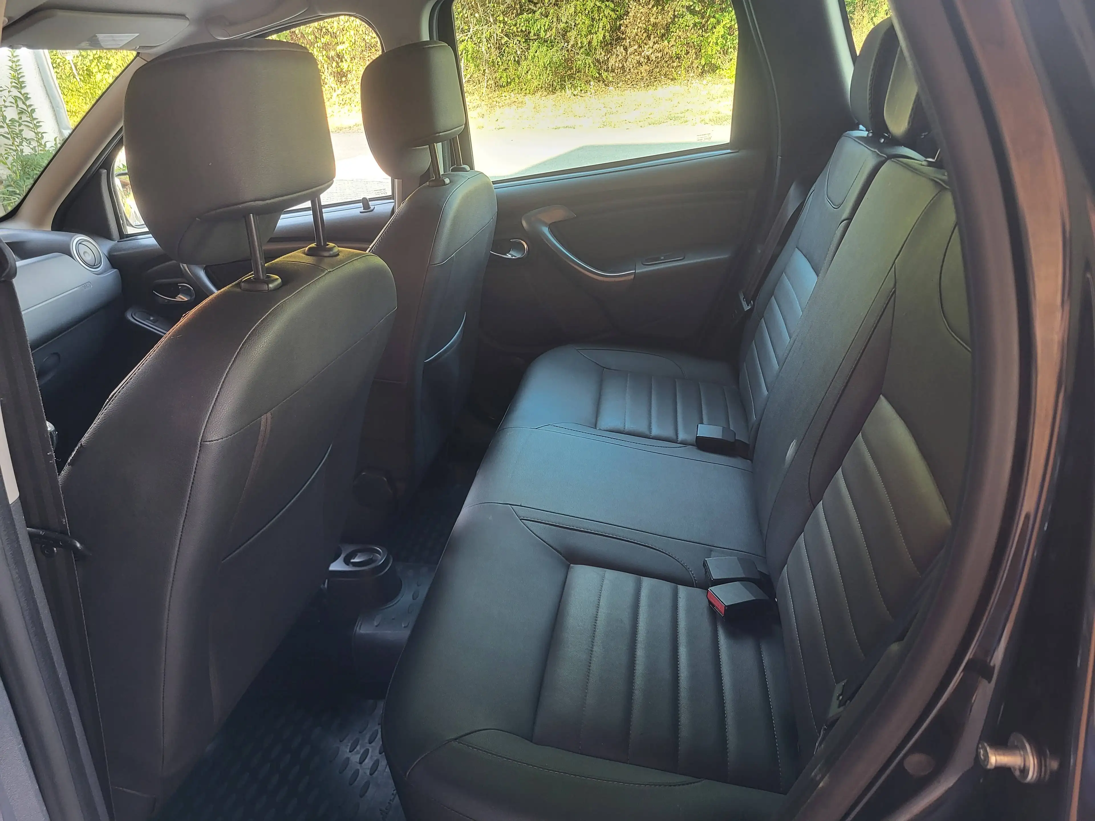 Dacia Duster Prestige 4x2 — photo 14