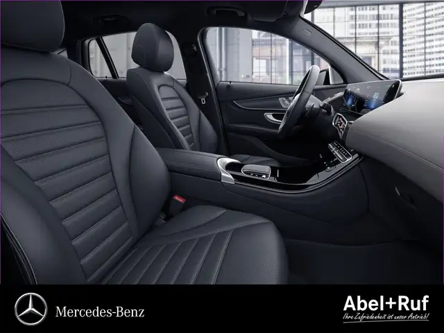 Mercedes-Benz Eqc view 8