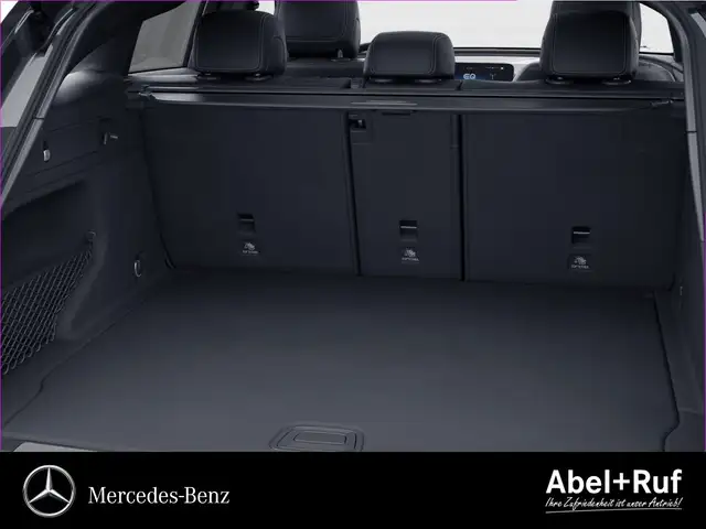 Mercedes-Benz Eqc view 11