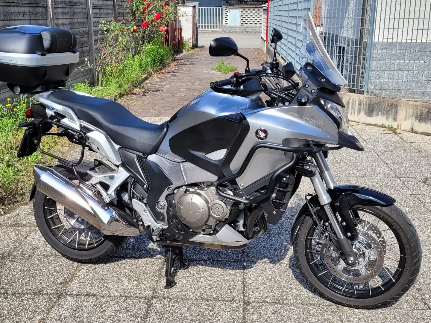 Honda Crosstourer 1200 VFR Argintiu - 2