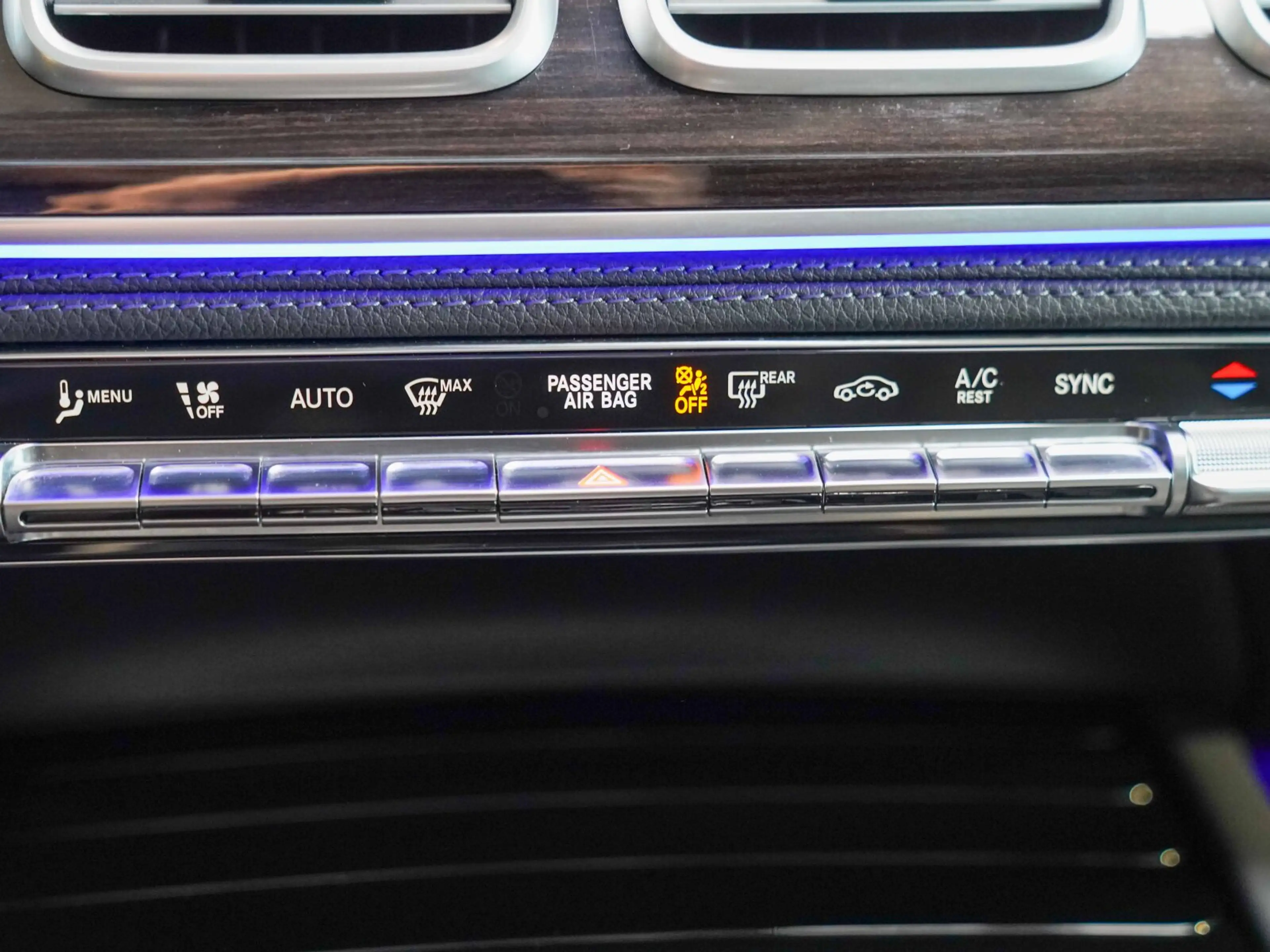 Mercedes-Benz GLS 450 GLS 450 d 4M AMG Line 63 AMG Umbau AHK Pano 360° — photo 24