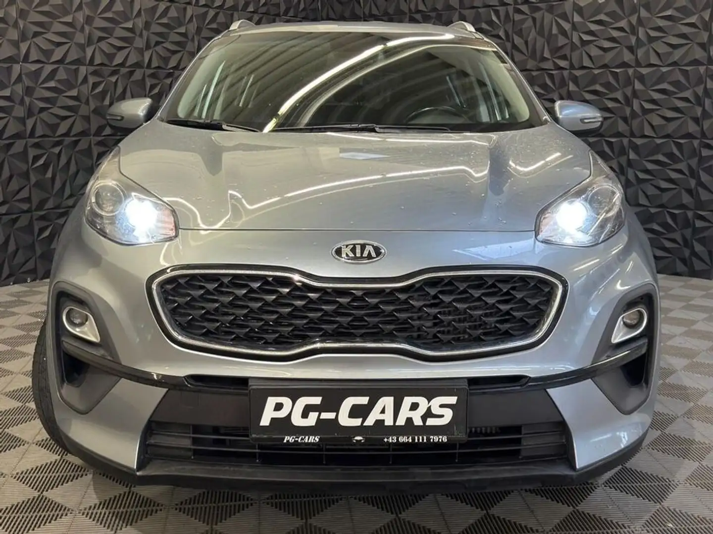 Kia Sportage Black Edition 2WD *MwSt.**Jänner Angebot* Silber - 2