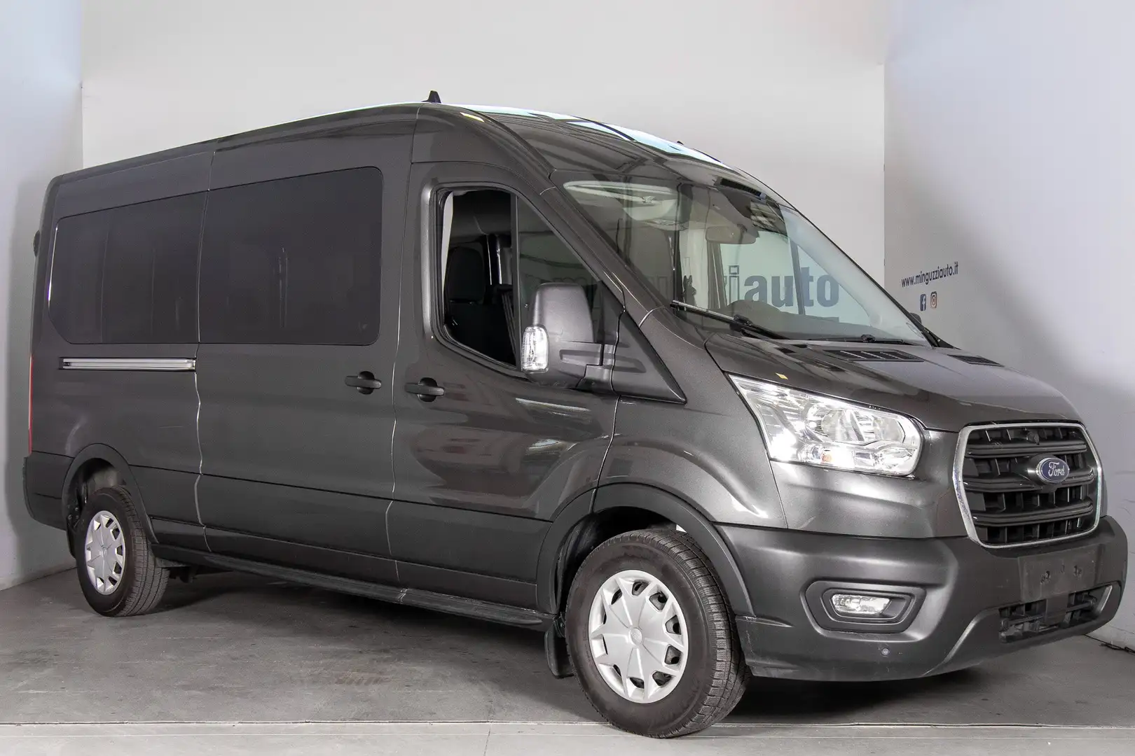 Ford Transit Bus 2.0d 9 Posti diesel/hybrid 130cv Gris - 1