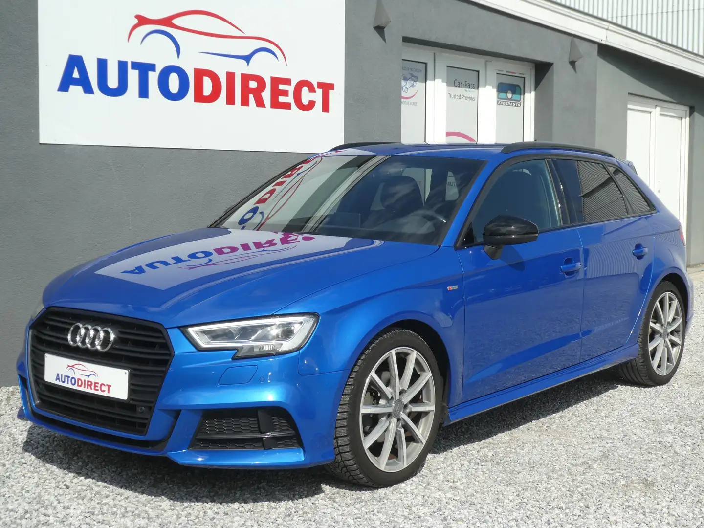 Audi A3 1.5 TFSI S-Line S tronic Cuir, Navi, Led, PDC Синій - 1