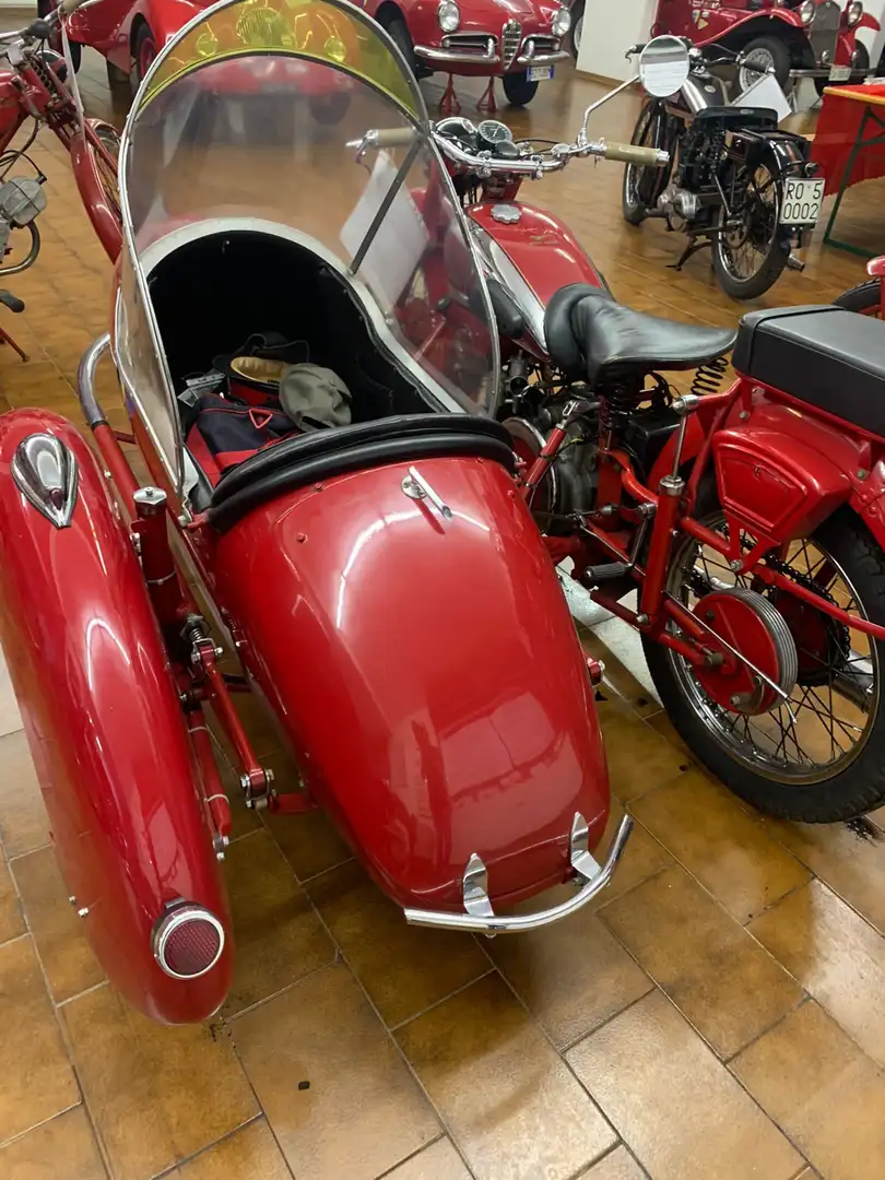 Moto Guzzi Falcone Rojo - 2