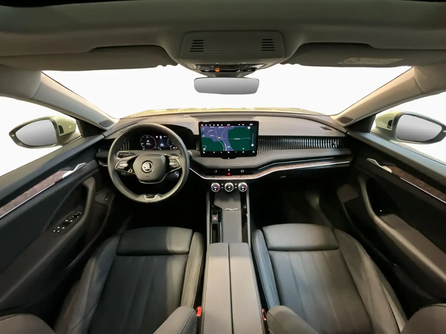 Skoda Superb L&K+DSG+Stand.H+AHK+LM19 Jaune - 2