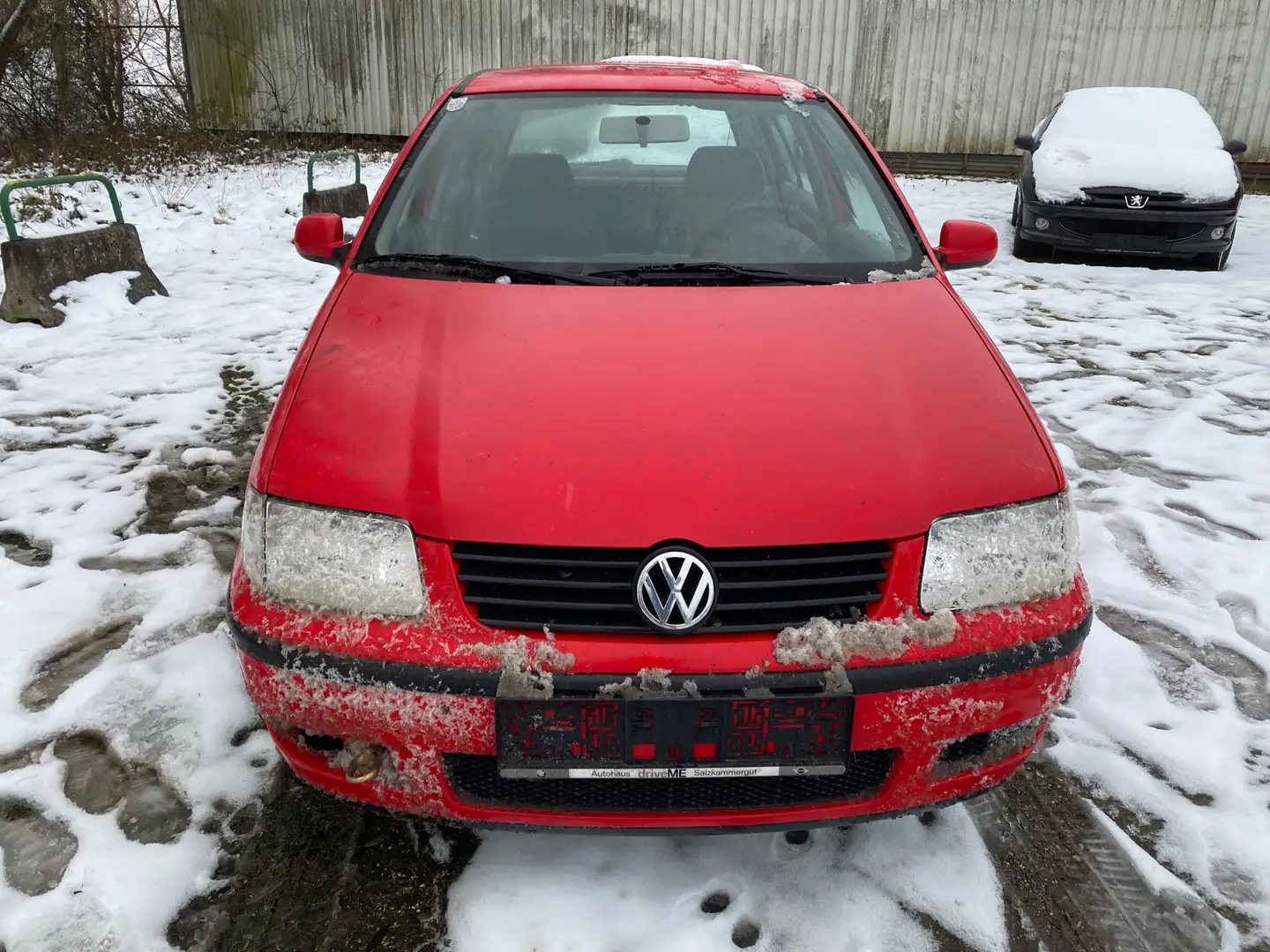 Volkswagen Polo 1.4 MPI Trendline Rot - 1