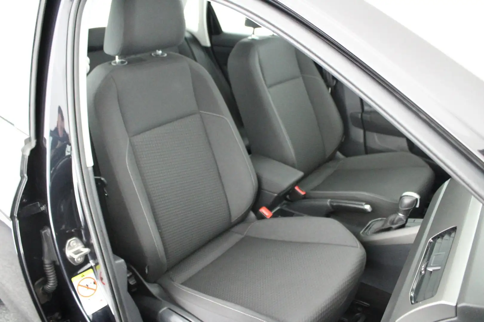 Volkswagen Polo 1.0 TSI 95pk DSG Comfortline Business Stoelverwarm Negro - 2
