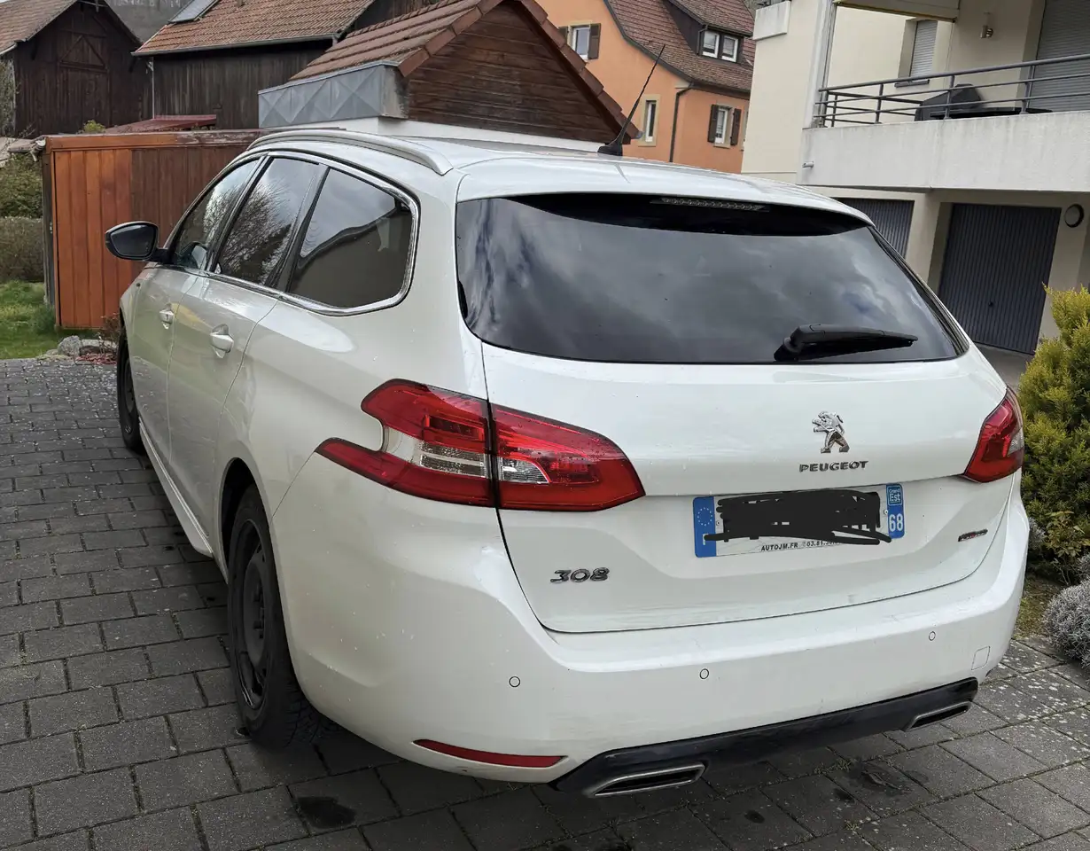 Peugeot 308 308 SW — photo 5