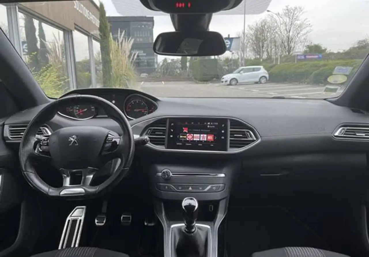 Peugeot 308 308 SW — photo 3