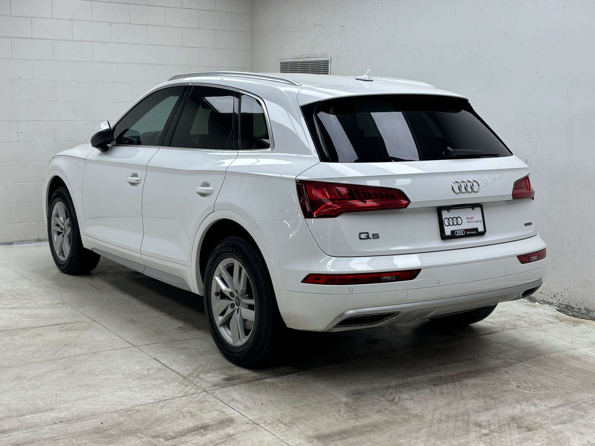 2019 Audi Q5 Komfort | Leather | Heated Steering Wheel 4 cyl alt 3