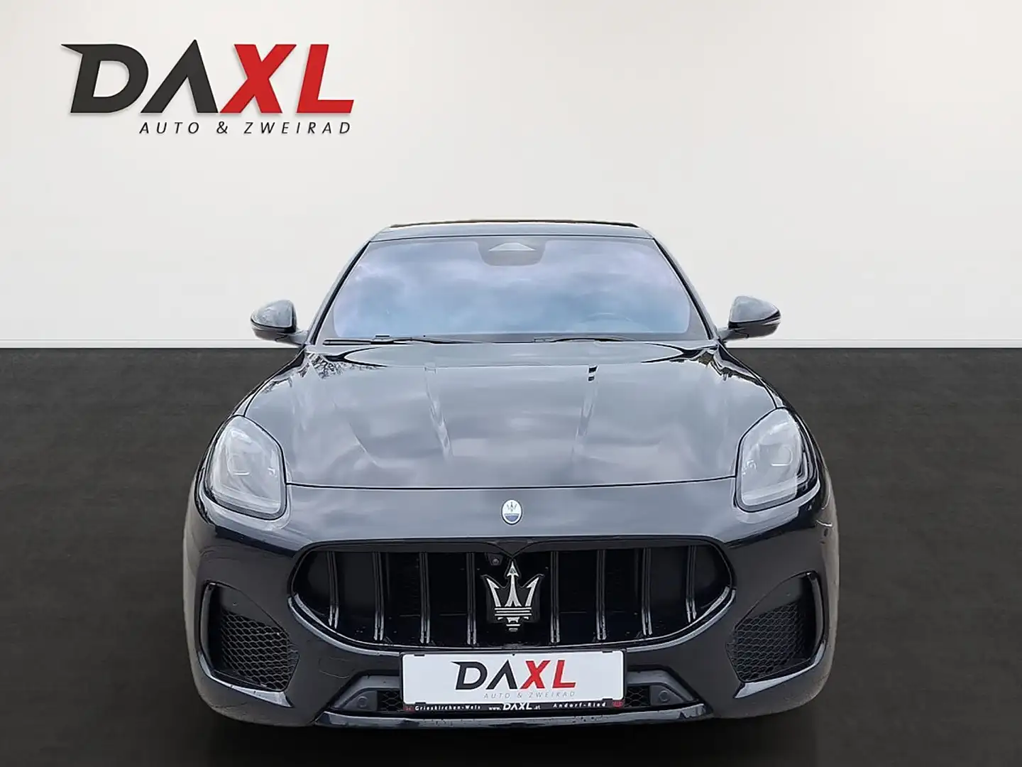 Maserati Grecale Modena Q4 Schwarz - 2