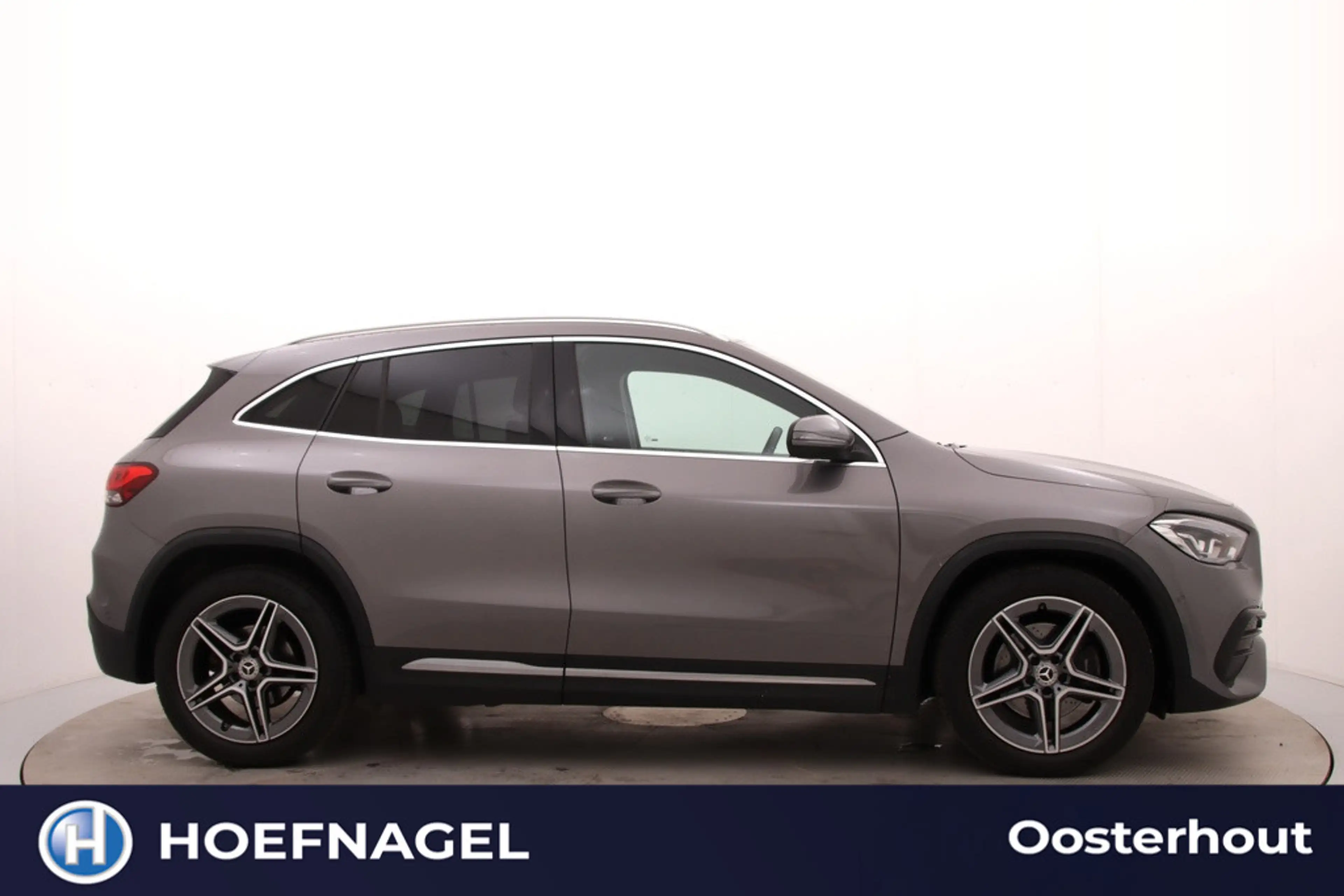 Mercedes-Benz GLA 200 AMG Line | Automaat | Cruise control | Stoelverwar — photo 9