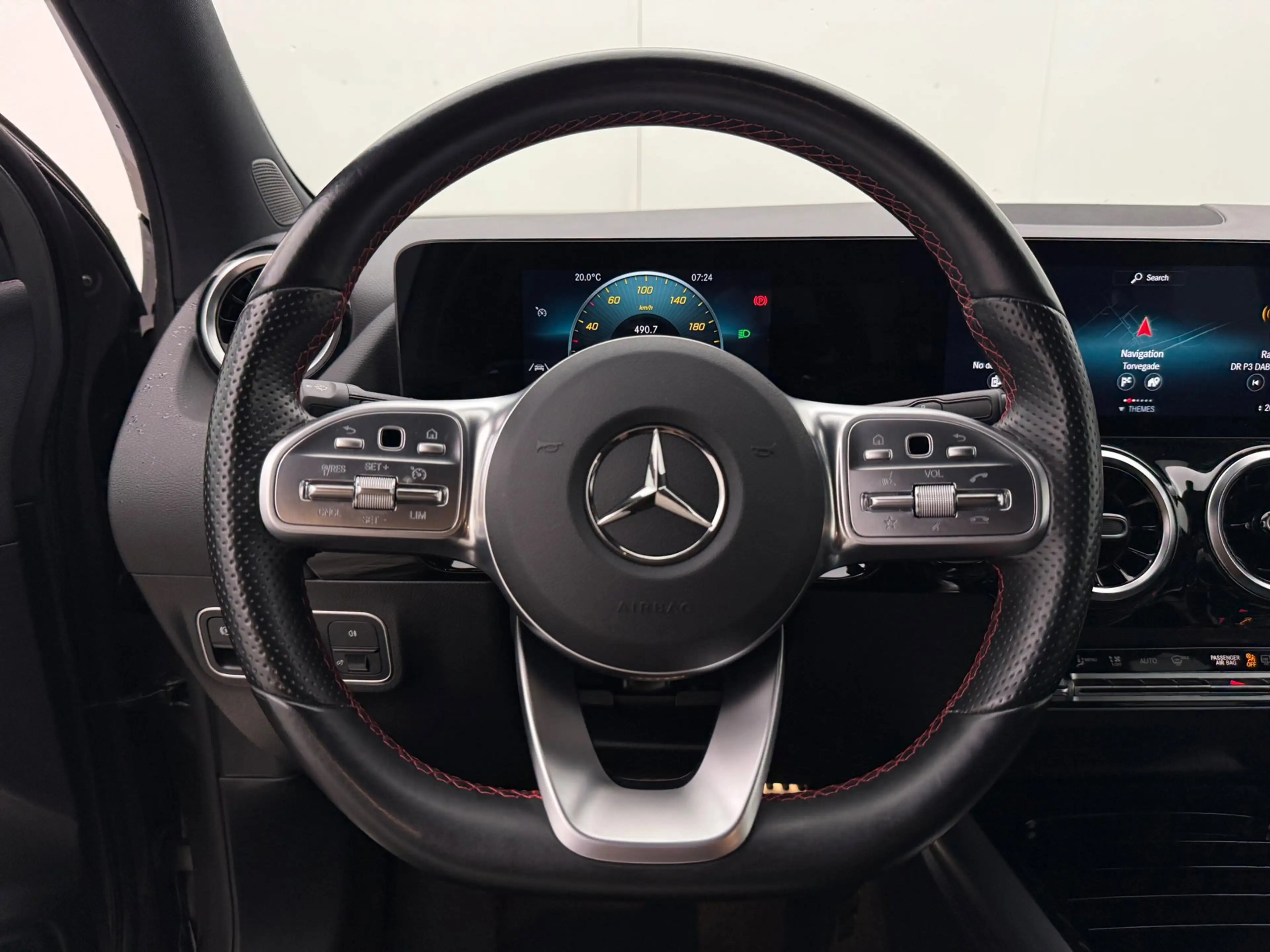 Mercedes-Benz GLA 200 AMG Line | Automaat | Cruise control | Stoelverwar — photo 16