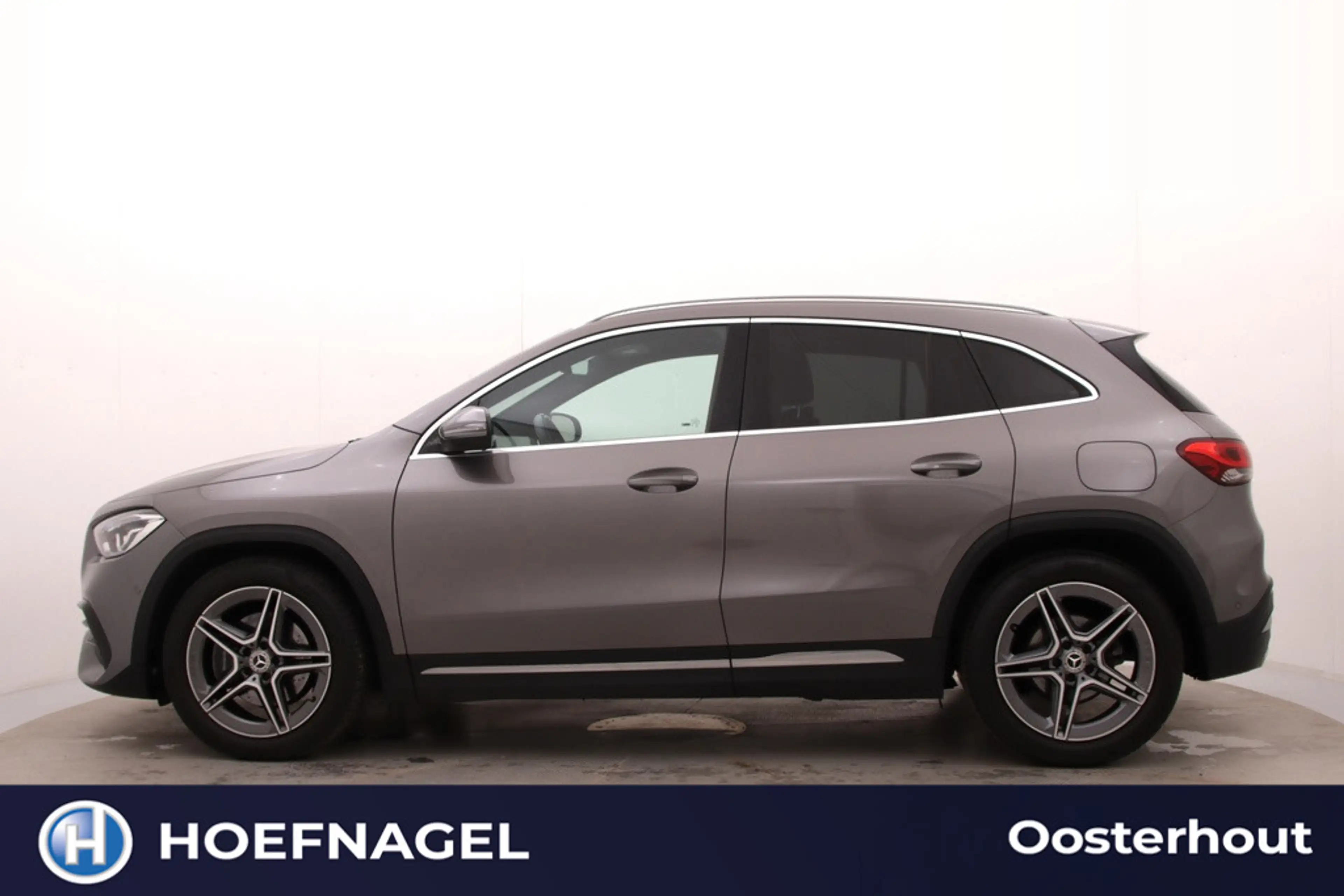 Mercedes-Benz GLA 200 AMG Line | Automaat | Cruise control | Stoelverwar — photo 2
