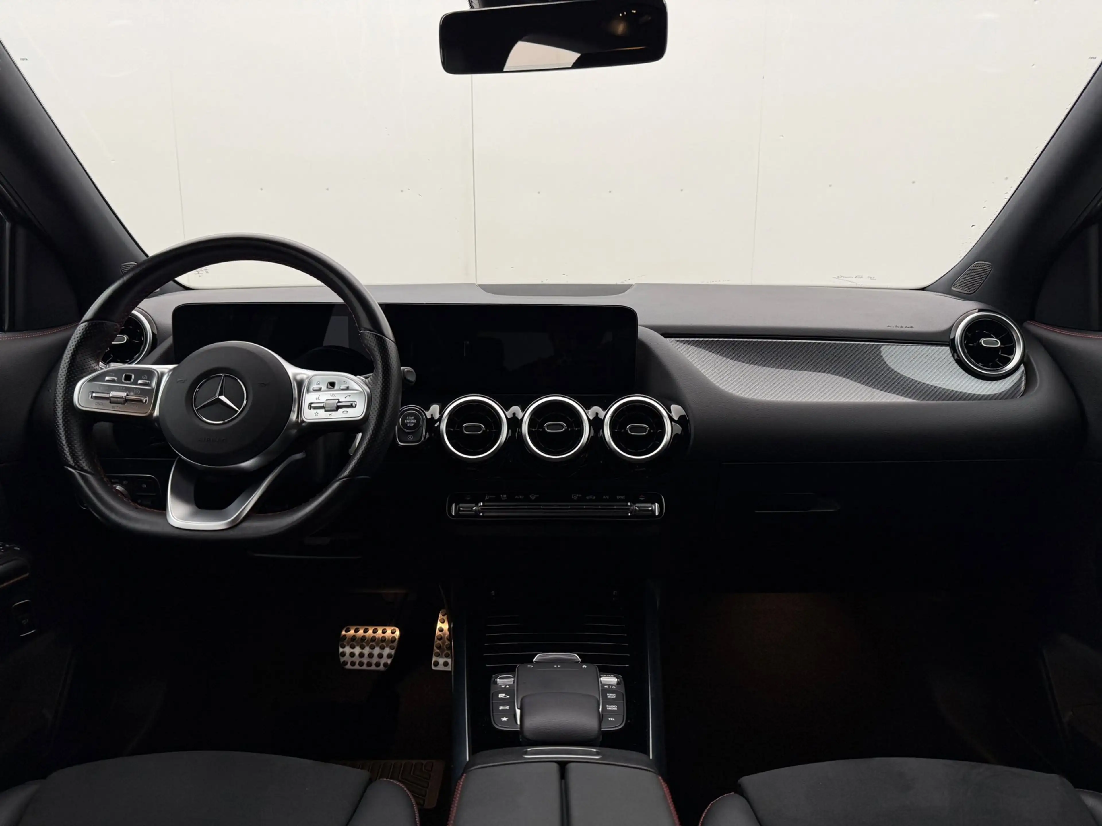 Mercedes-Benz GLA 200 AMG Line | Automaat | Cruise control | Stoelverwar — photo 12