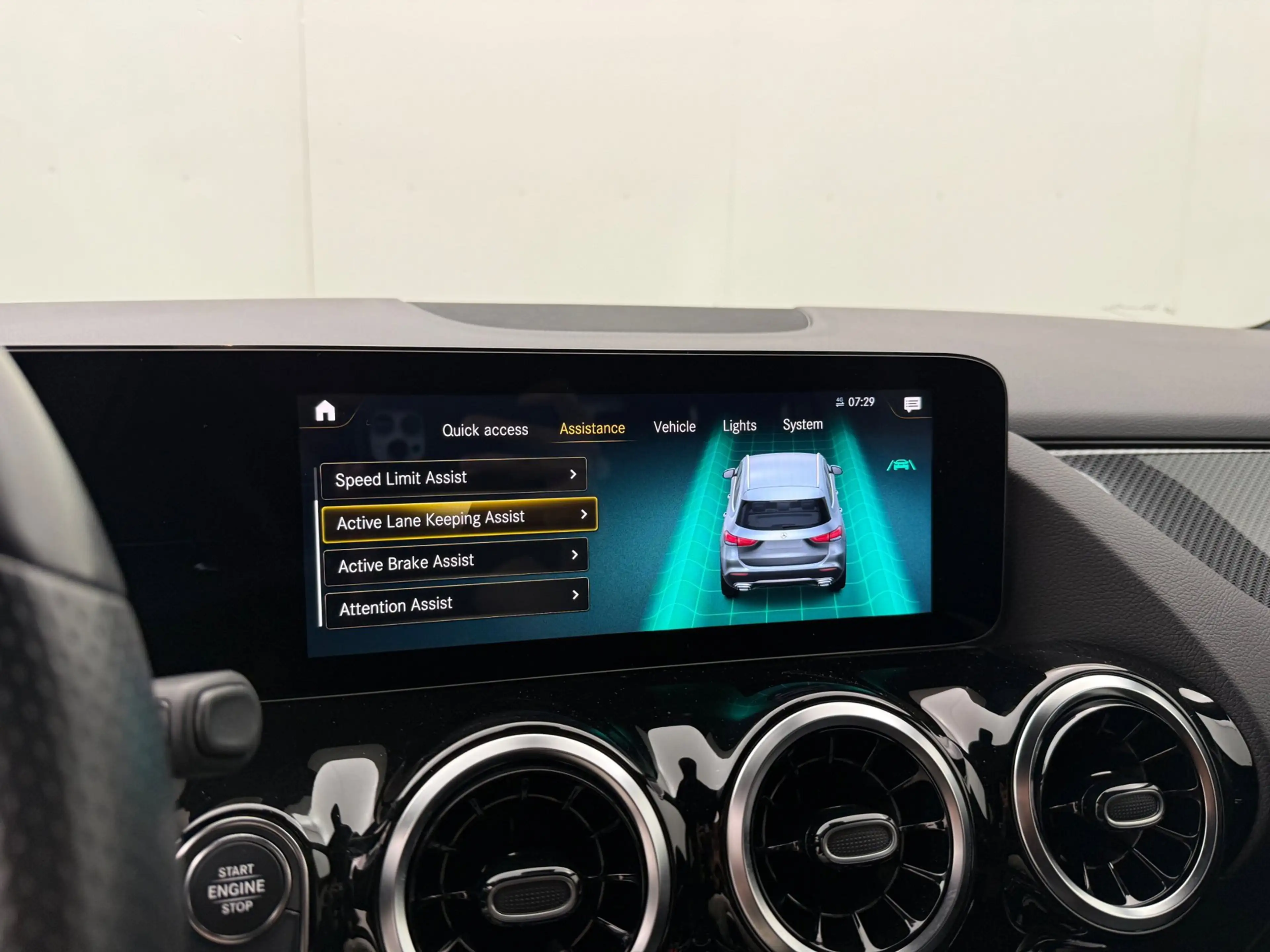 Mercedes-Benz GLA 200 AMG Line | Automaat | Cruise control | Stoelverwar — photo 27
