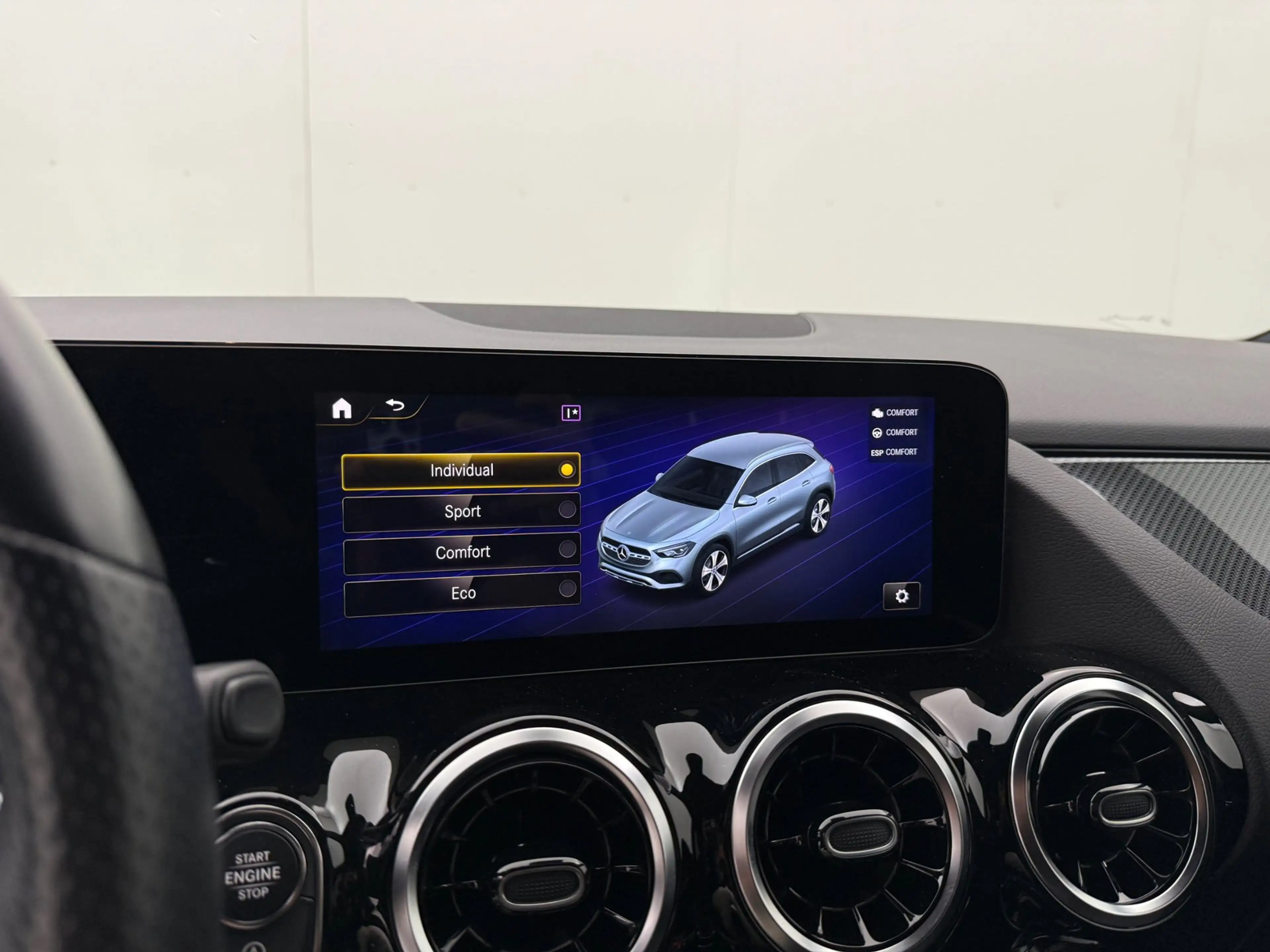Mercedes-Benz GLA 200 AMG Line | Automaat | Cruise control | Stoelverwar — photo 24