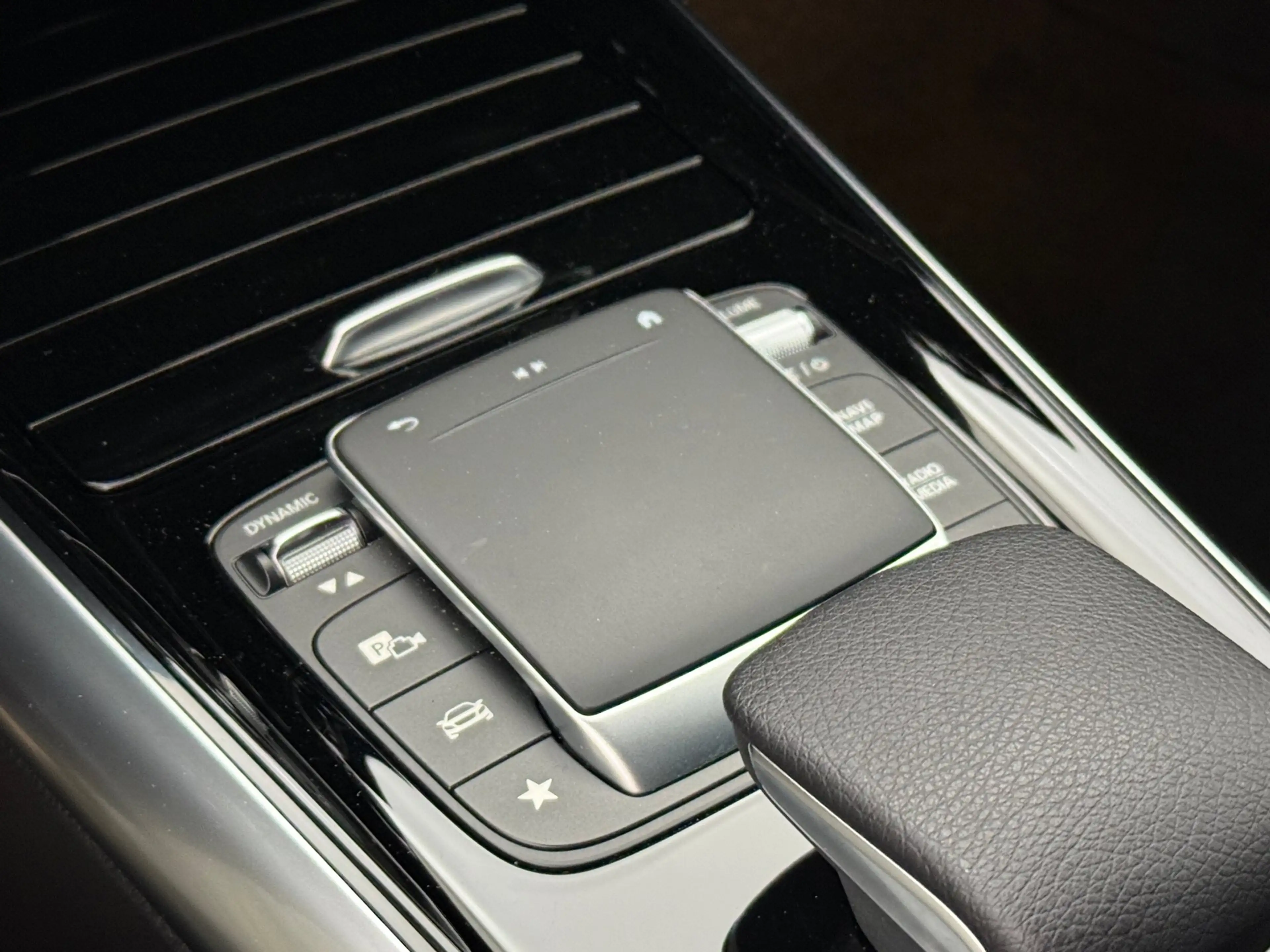 Mercedes-Benz GLA 200 AMG Line | Automaat | Cruise control | Stoelverwar — photo 20