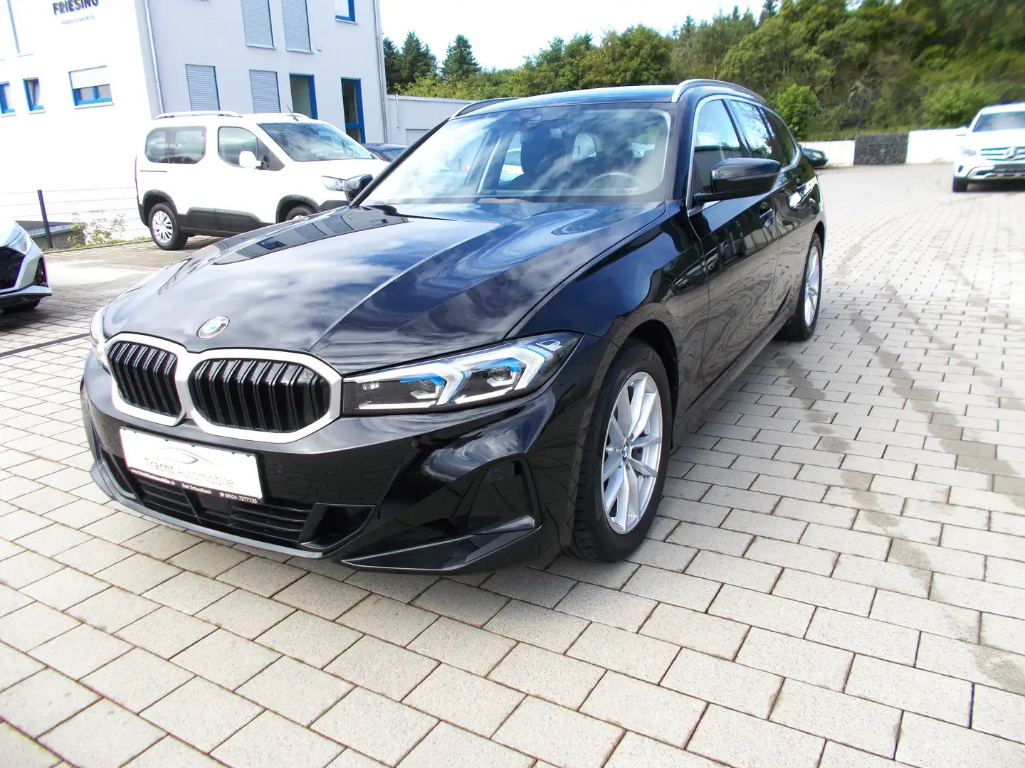 BMW 320 i *Navi*Sitzh.*Tempomat*PDC*LED*Head-up* Nero - 2