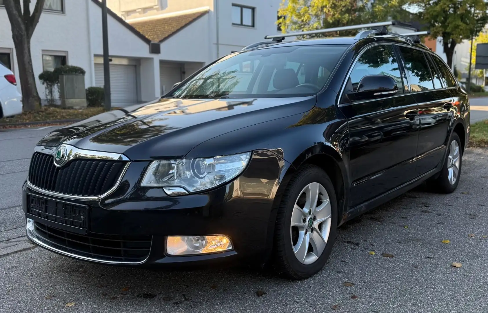 Skoda Superb Combi Ambition 4x4 2.0 TDI DSG/ZR NEU Schwarz - 1