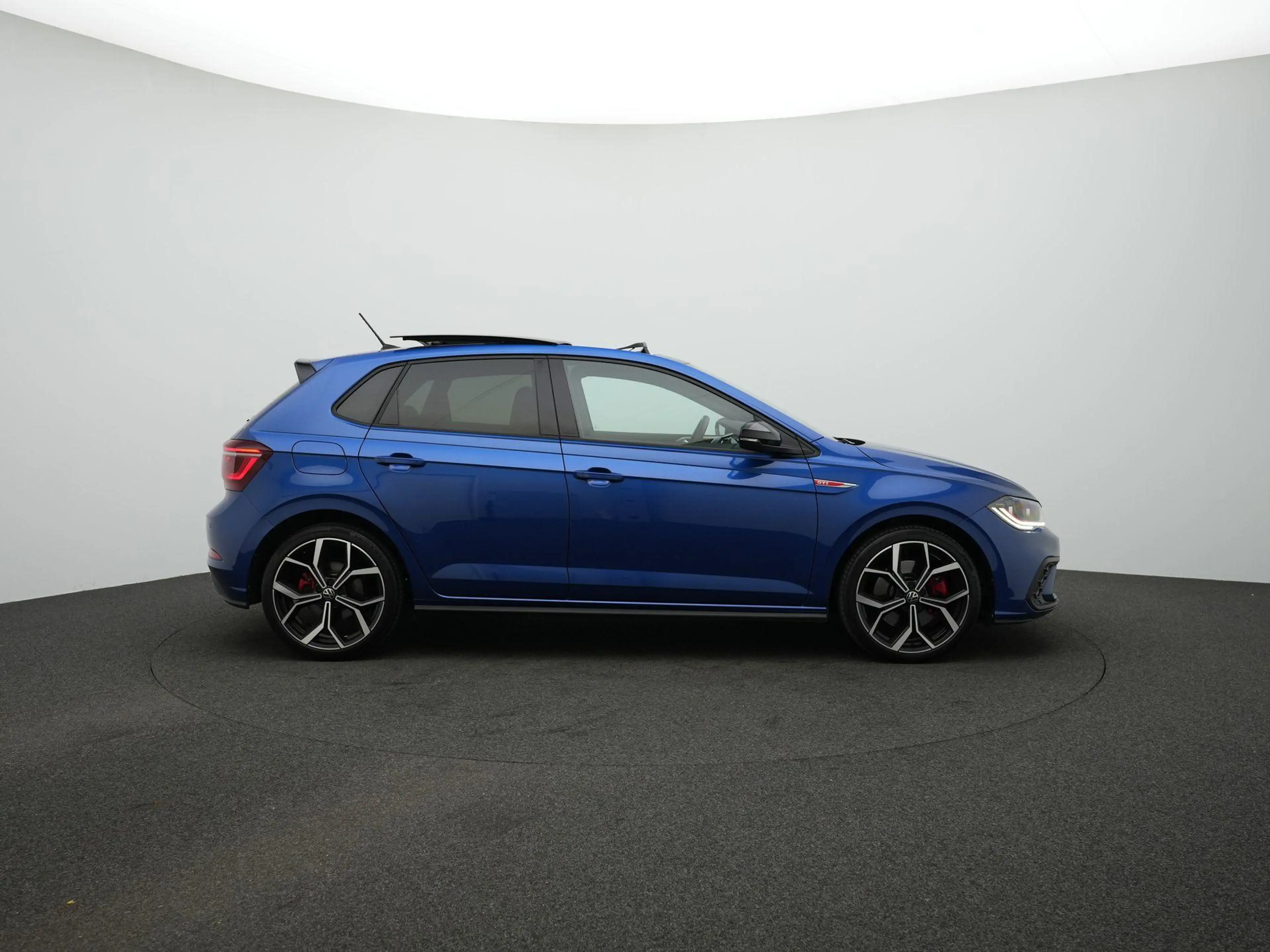 Volkswagen Polo GTI 2.0 TSI 195pk | Matrix LED | Adaptive cruise contr — photo 5