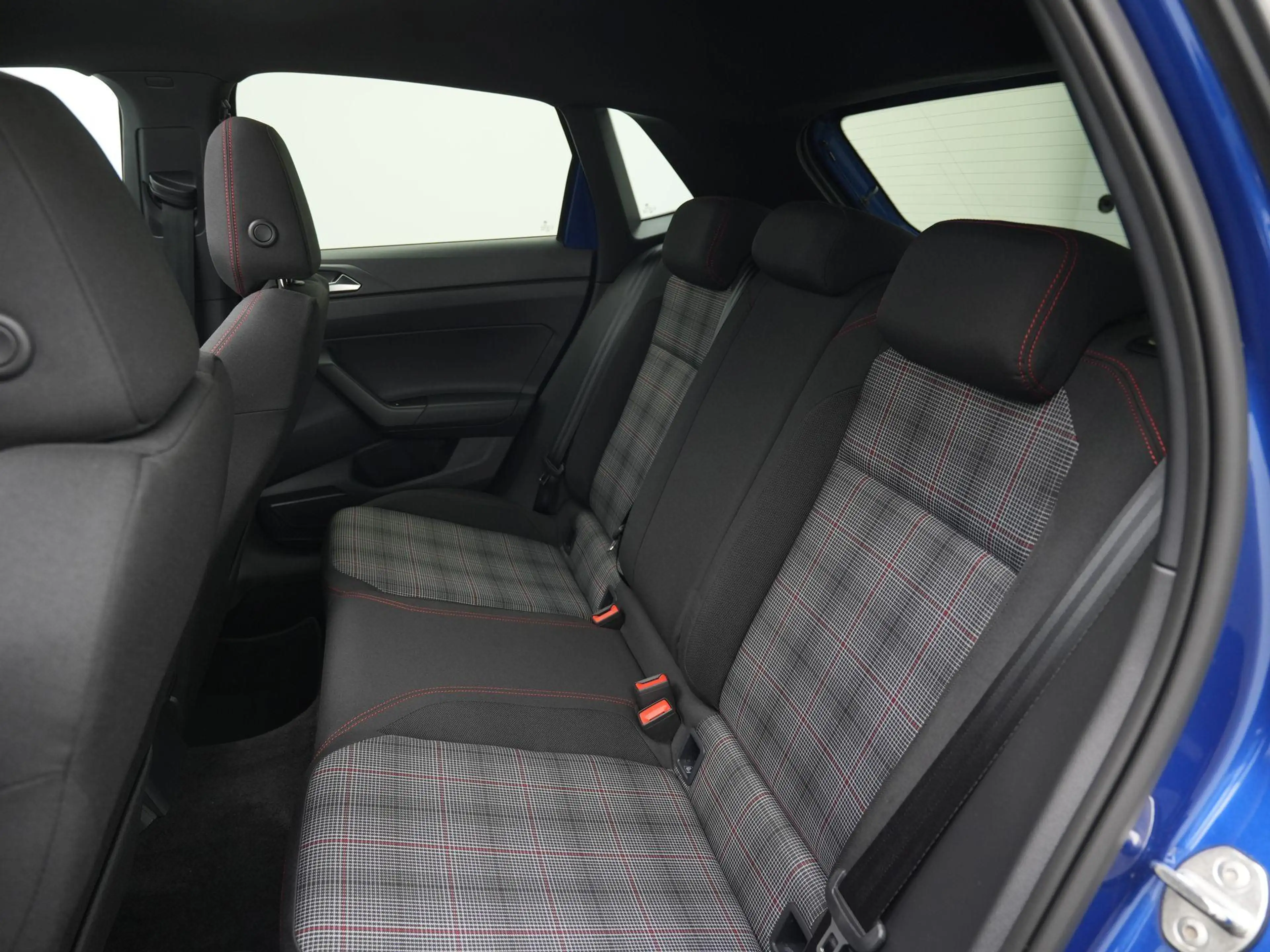 Volkswagen Polo GTI 2.0 TSI 195pk | Matrix LED | Adaptive cruise contr — photo 8
