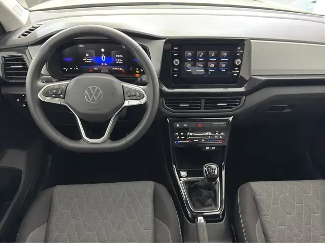 Volkswagen T-Cross view 7