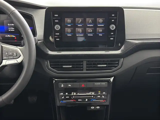 Volkswagen T-Cross view 11