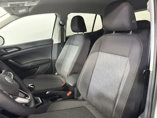 Volkswagen T-Cross view 13
