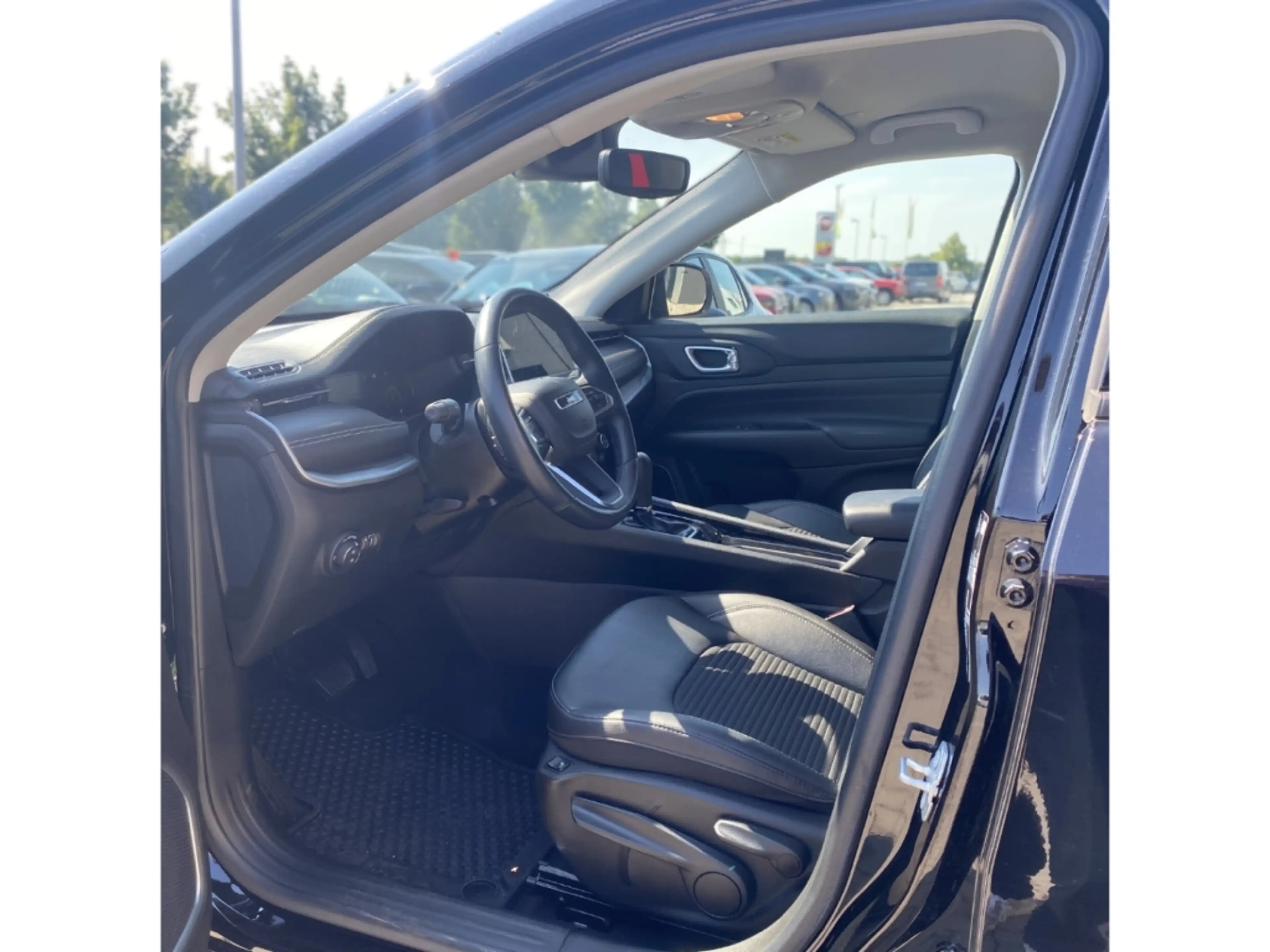 Jeep Compass Limited Mild-Hybrid FWD *Lenkradheizung *Apple Car — photo 10