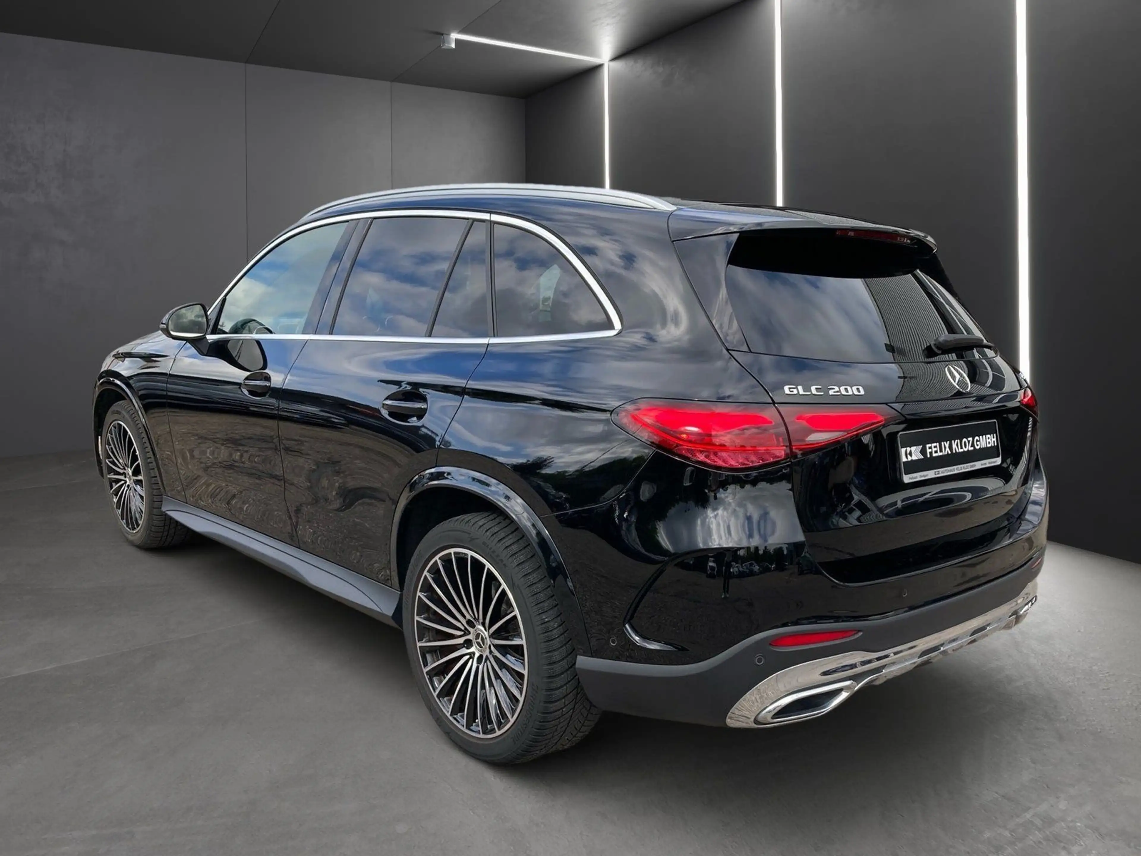 Mercedes-Benz GLC 200 4M AMG*Leder*Kamera*1.Hand*LED*CarPlay* — photo 4