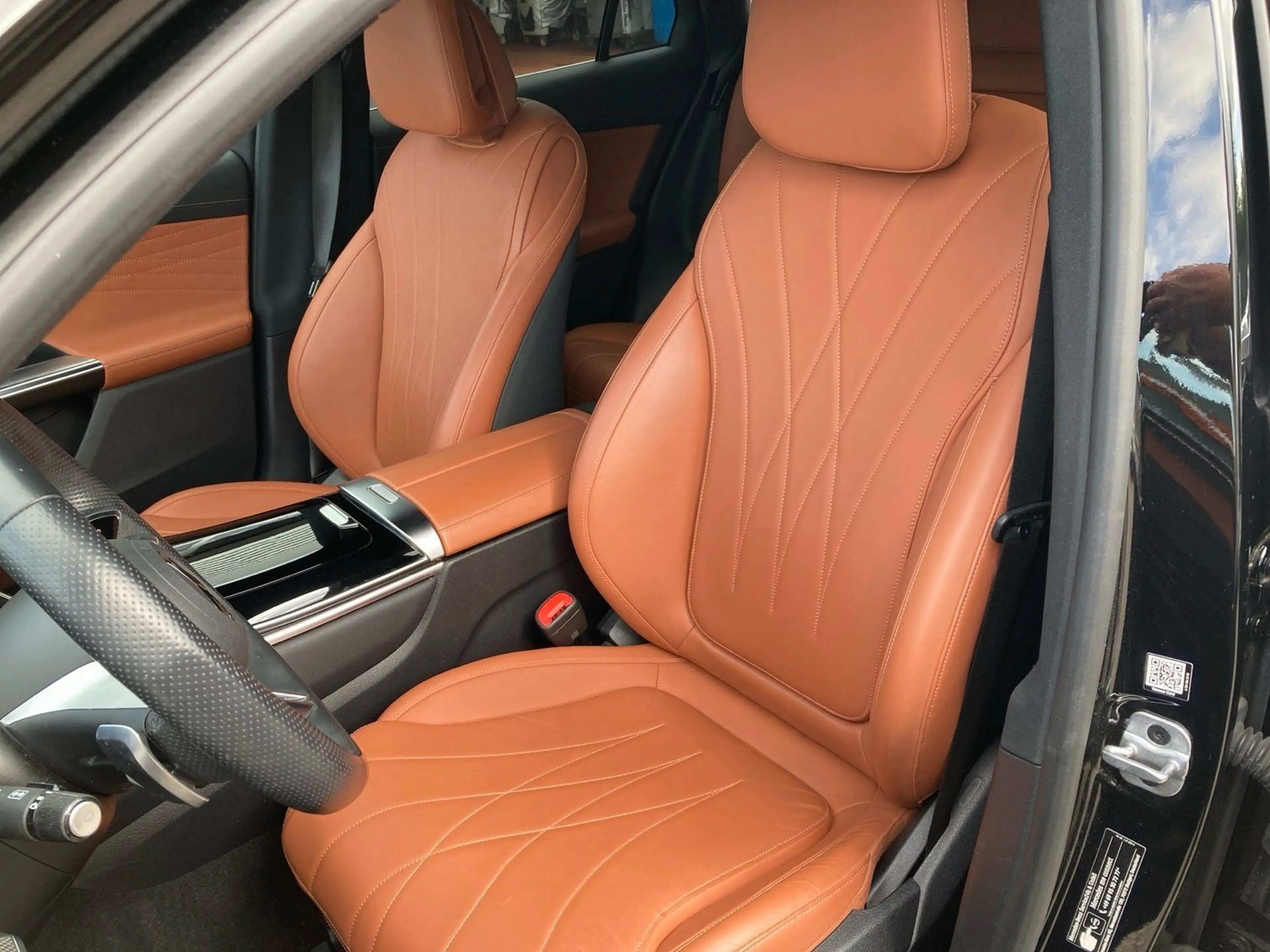 Mercedes-Benz GLC 200 4M AMG*Leder*Kamera*1.Hand*LED*CarPlay* — photo 14