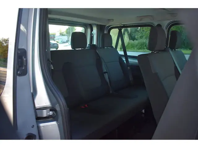 Renault Trafic view 17