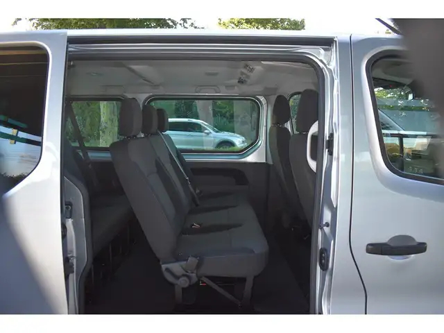 Renault Trafic view 16