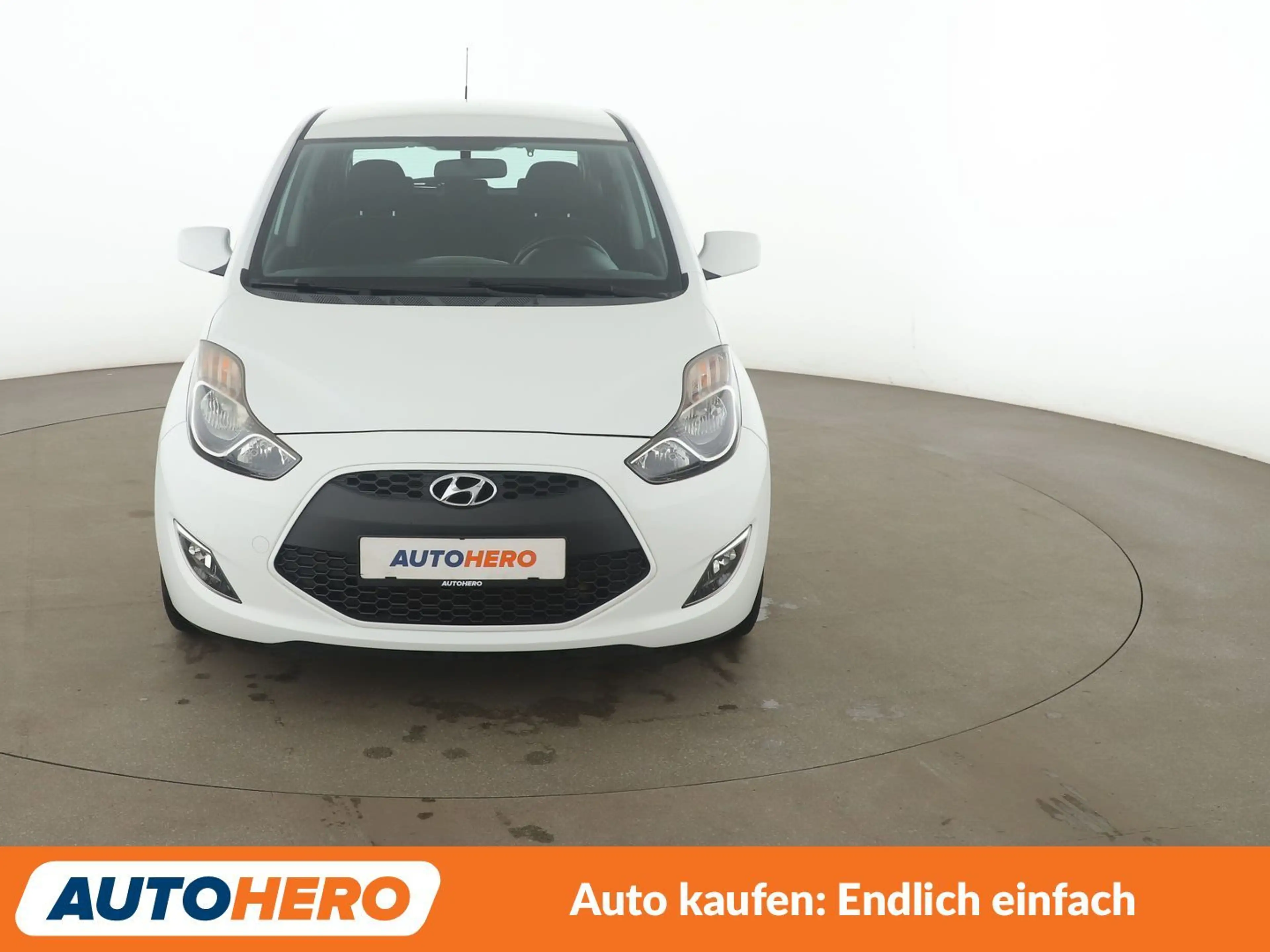 Hyundai iX20 1.6 Comfort*TEMPO*PDC*ShZ*LIM*KLIMA*USB* — photo 9