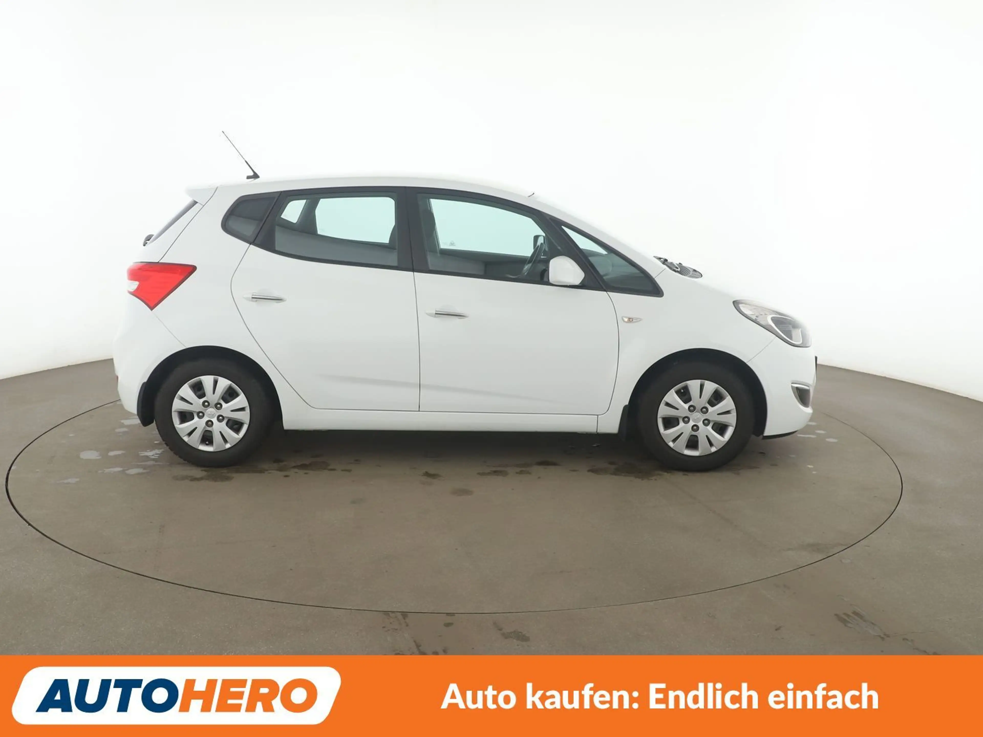 Hyundai iX20 1.6 Comfort*TEMPO*PDC*ShZ*LIM*KLIMA*USB* — photo 7