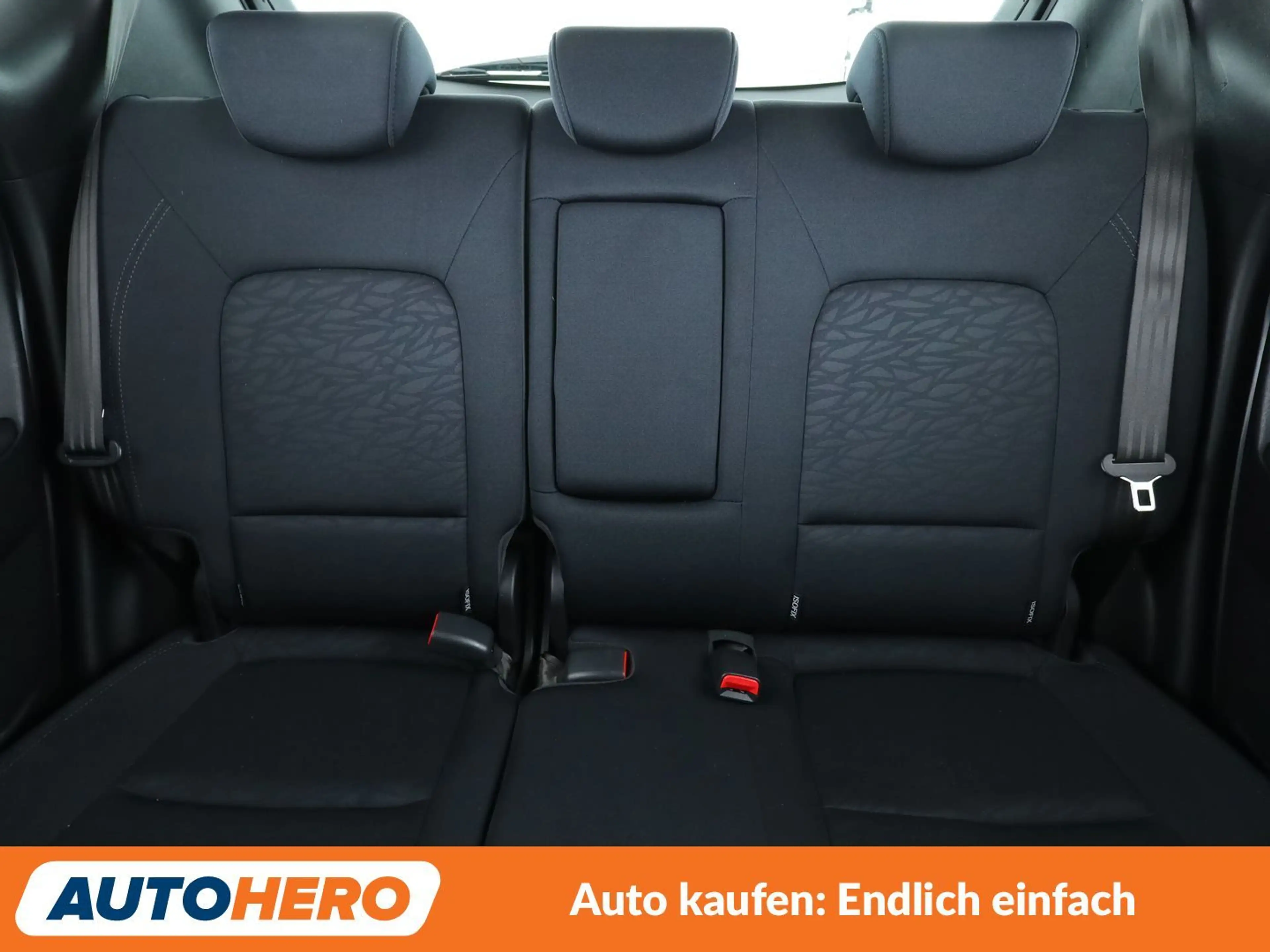Hyundai iX20 1.6 Comfort*TEMPO*PDC*ShZ*LIM*KLIMA*USB* — photo 15