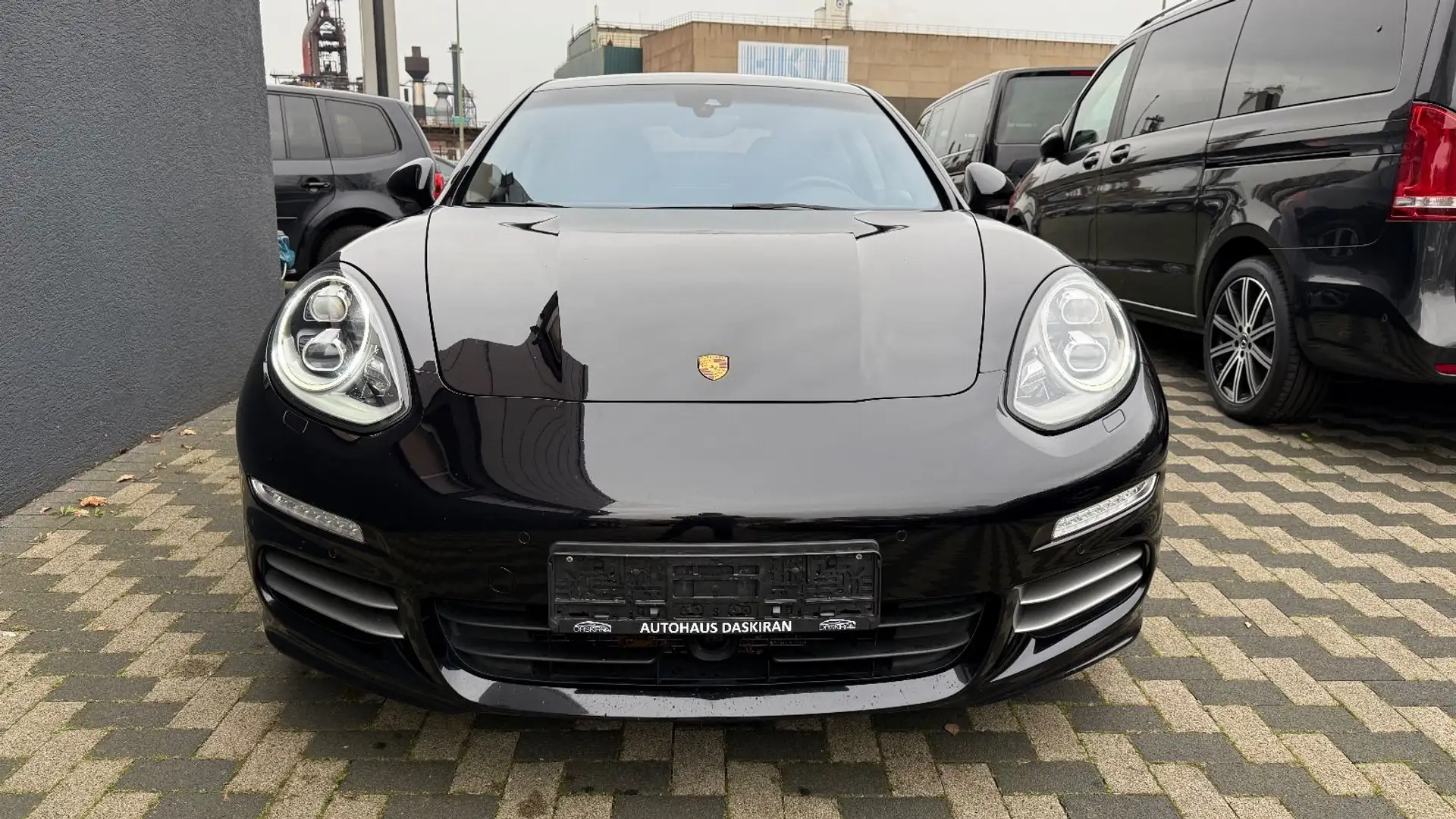 Porsche Panamera 4 Edition SDH Luft 360° PDLS+ AHK Schwarz - 2