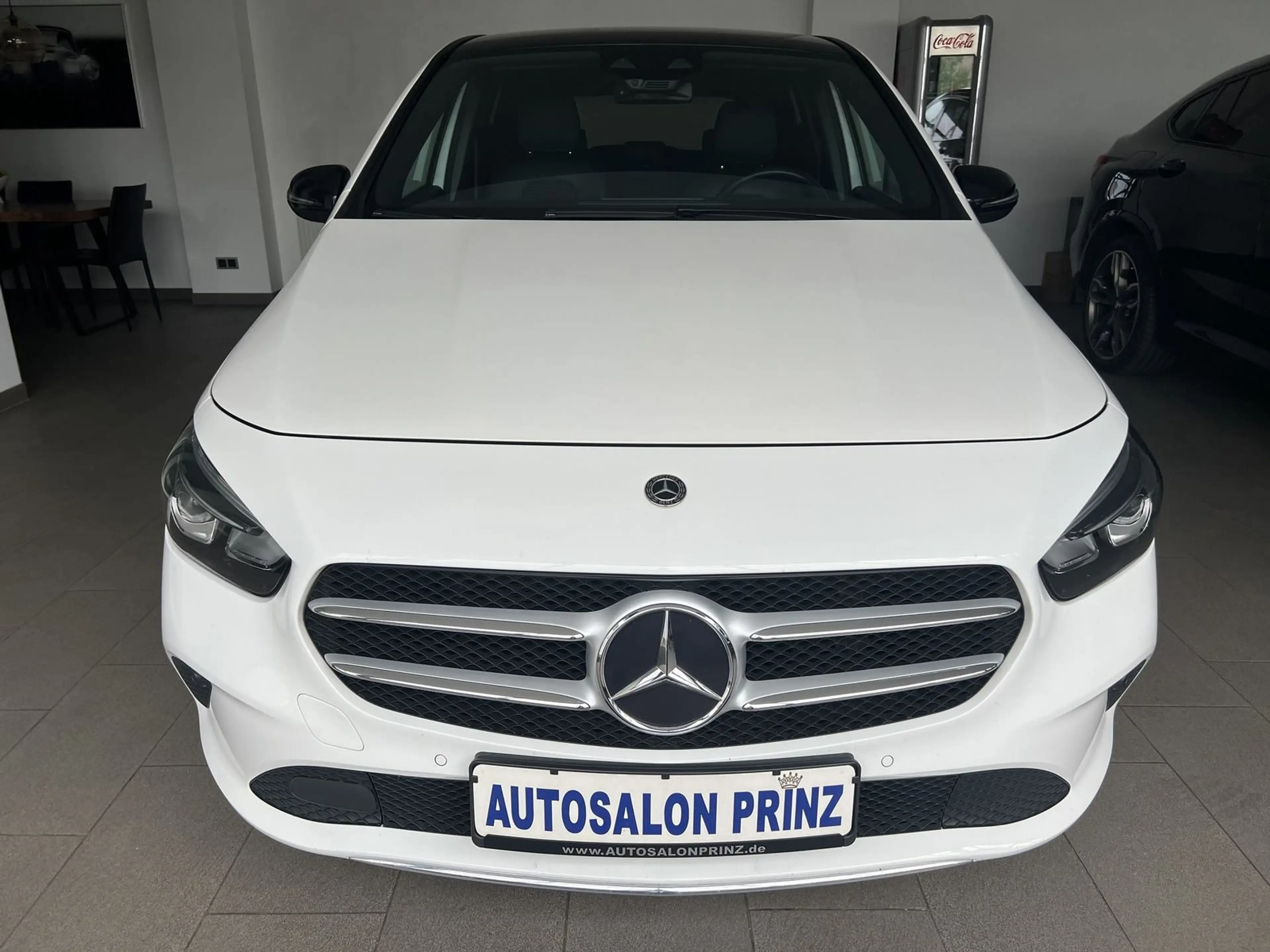 Mercedes-Benz B 250 AUTOM NAVI KLIMA T.LEDER LEDER KAMERA ALU — photo 6