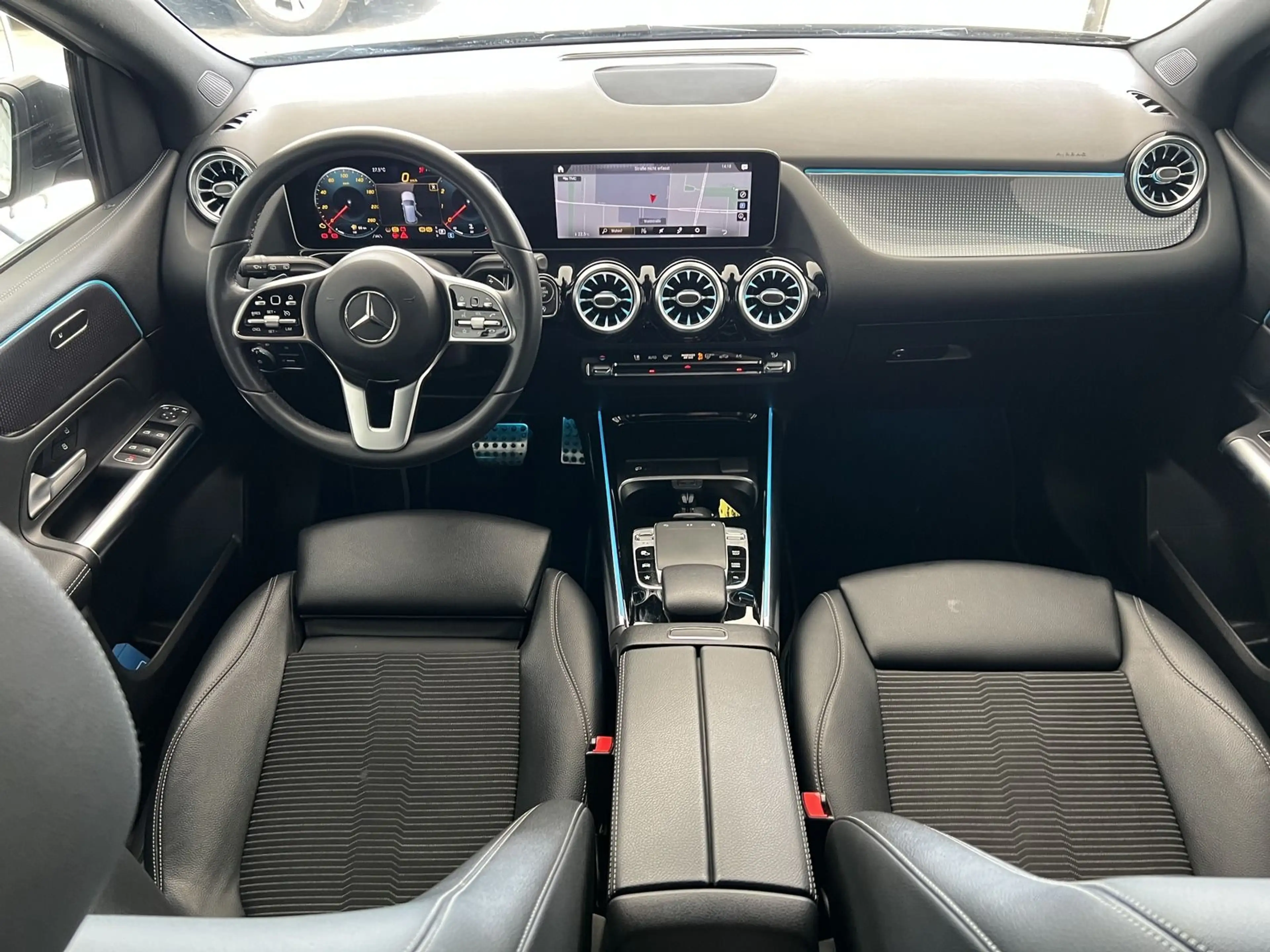 Mercedes-Benz B 250 AUTOM NAVI KLIMA T.LEDER LEDER KAMERA ALU — photo 2