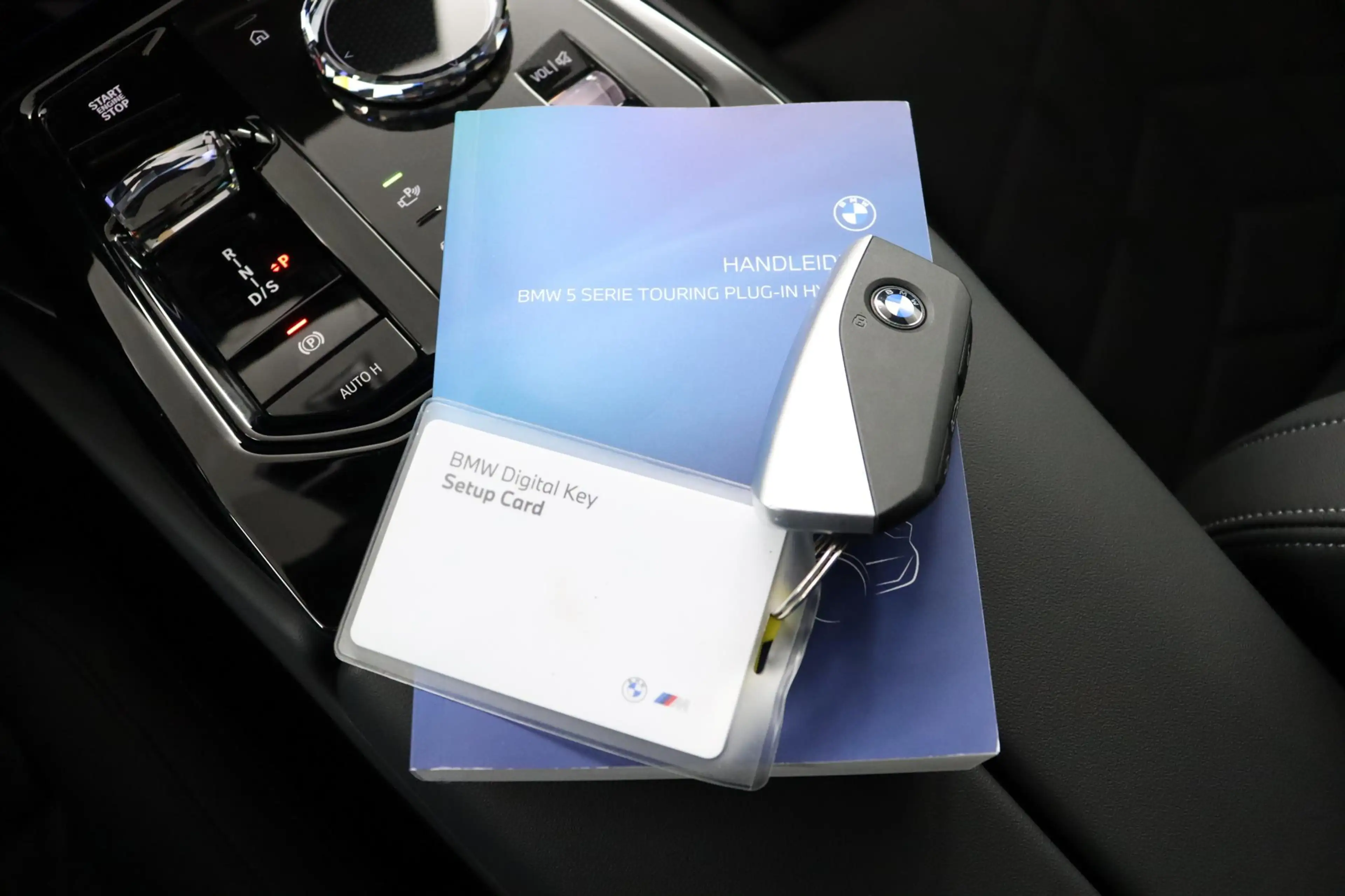 BMW 550 5-serie Touring 550e xDrive | M Sport Pro | Bower — photo 14