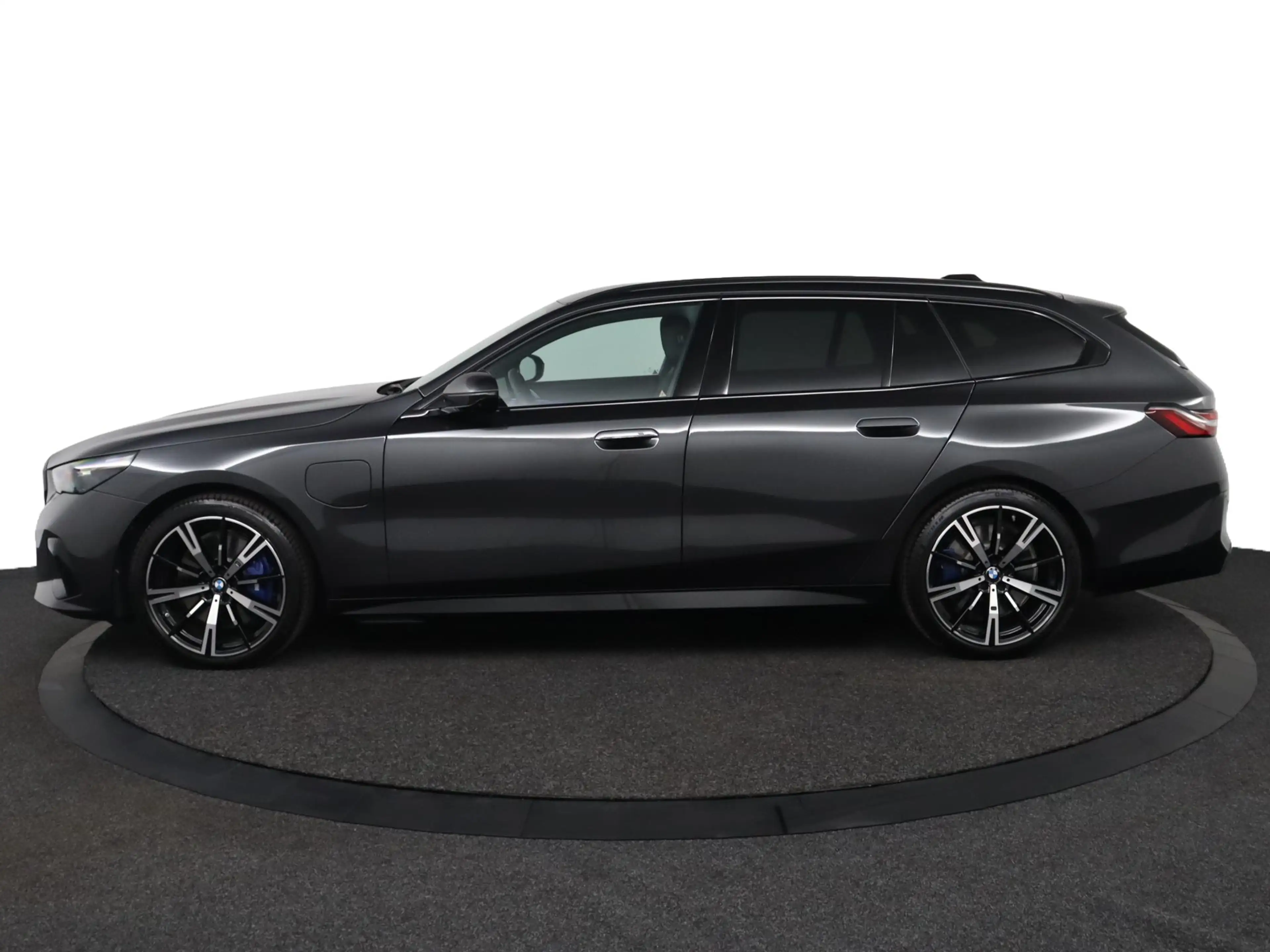 BMW 550 5-serie Touring 550e xDrive | M Sport Pro | Bower — photo 7