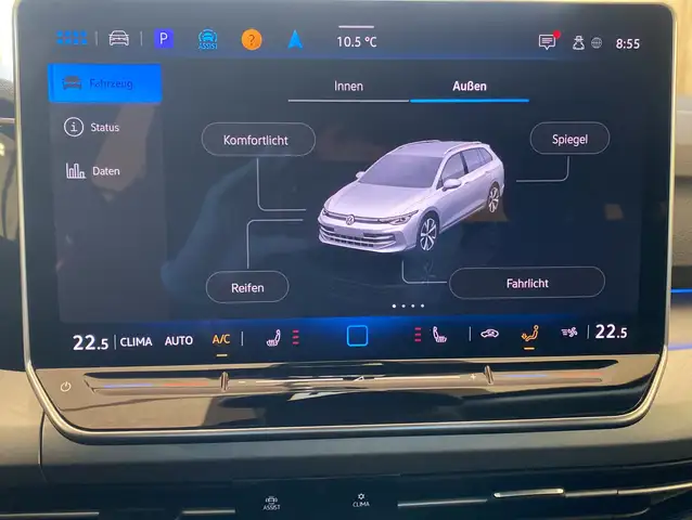 Volkswagen Golf view 24